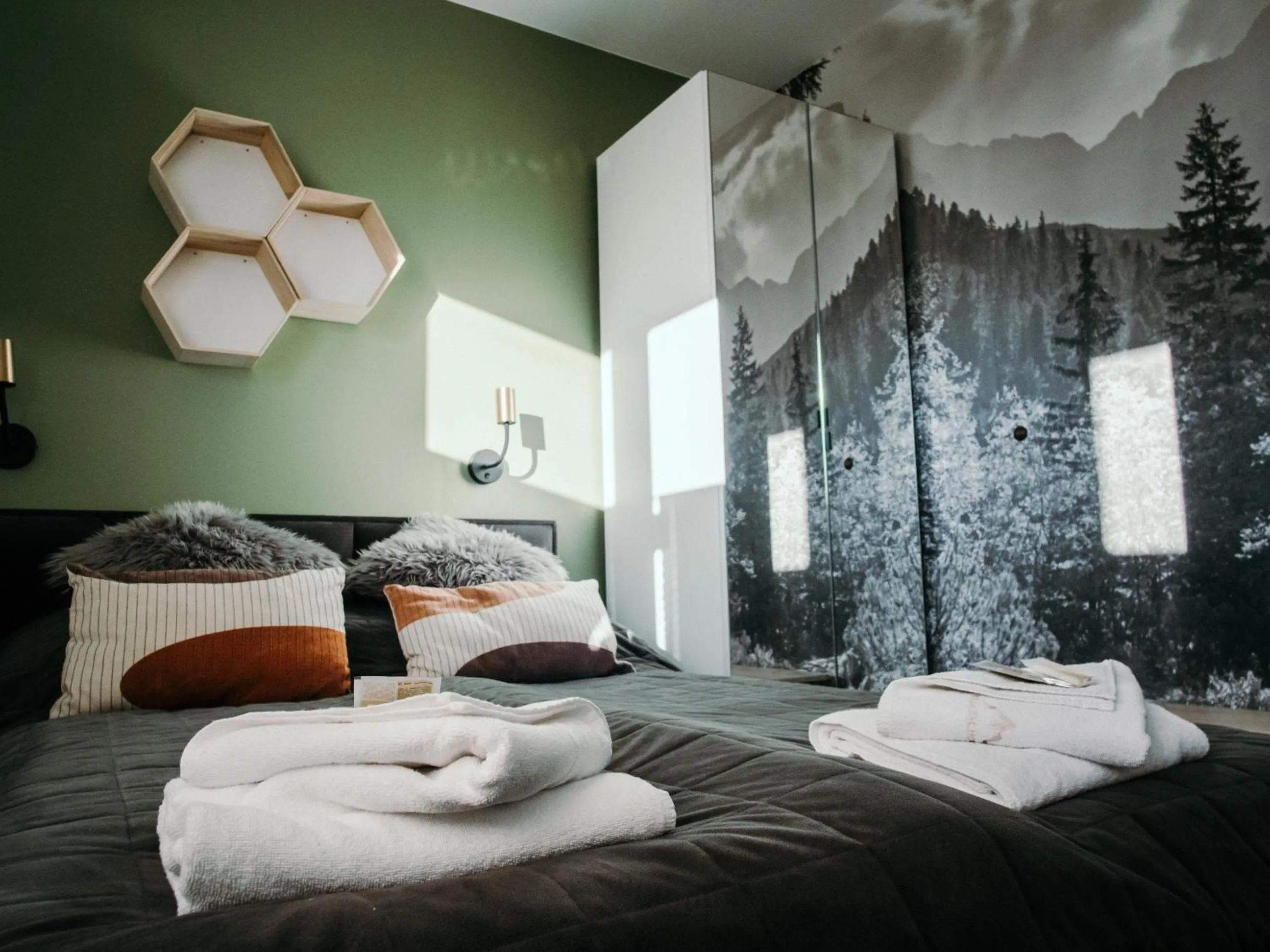 Bedroom, Bed in Willa Pachówka - tam, gdzie natura spotyka się z nowoczesnością