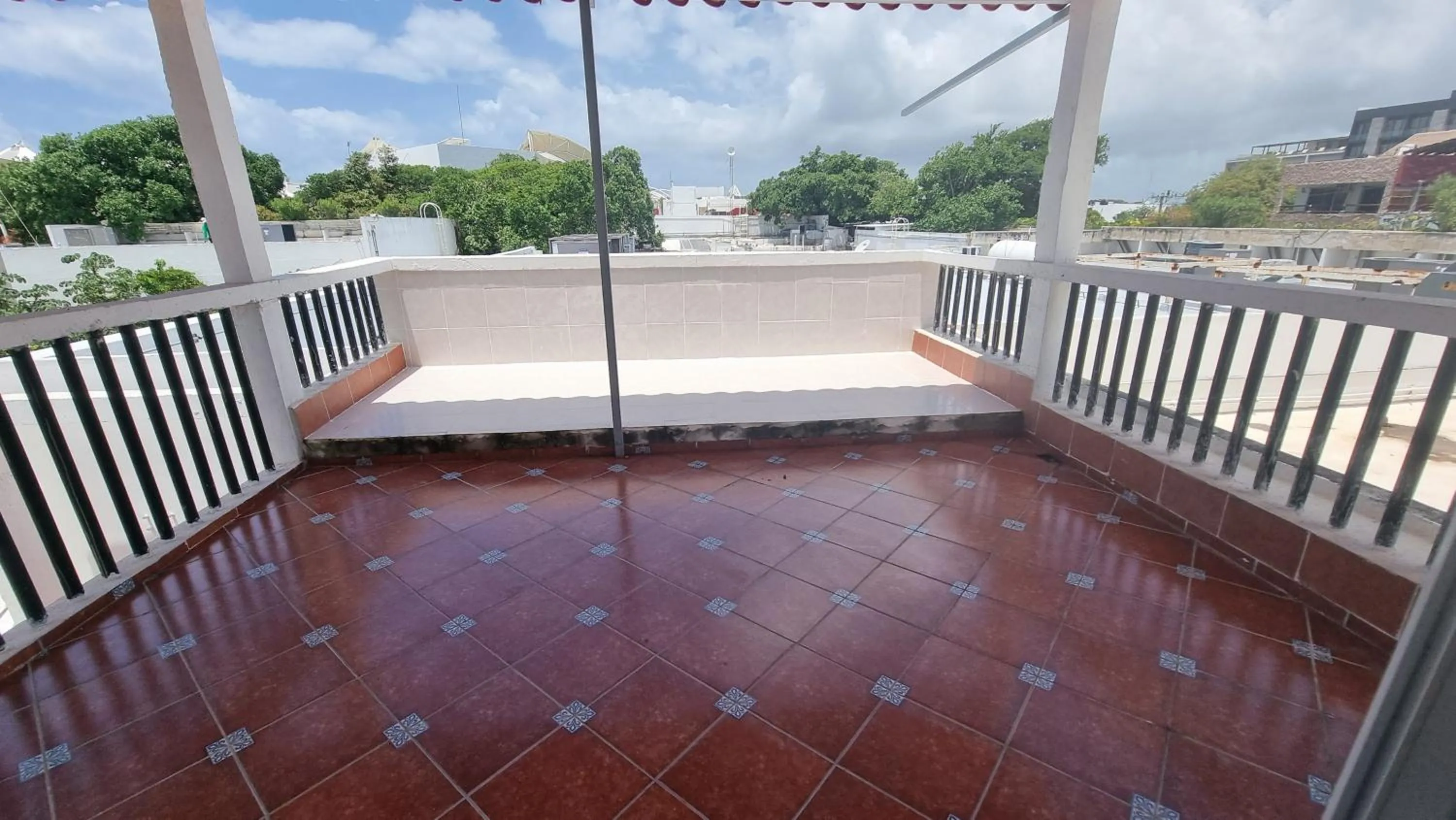 Balcony/Terrace in A una calle del ado 5ta avenida