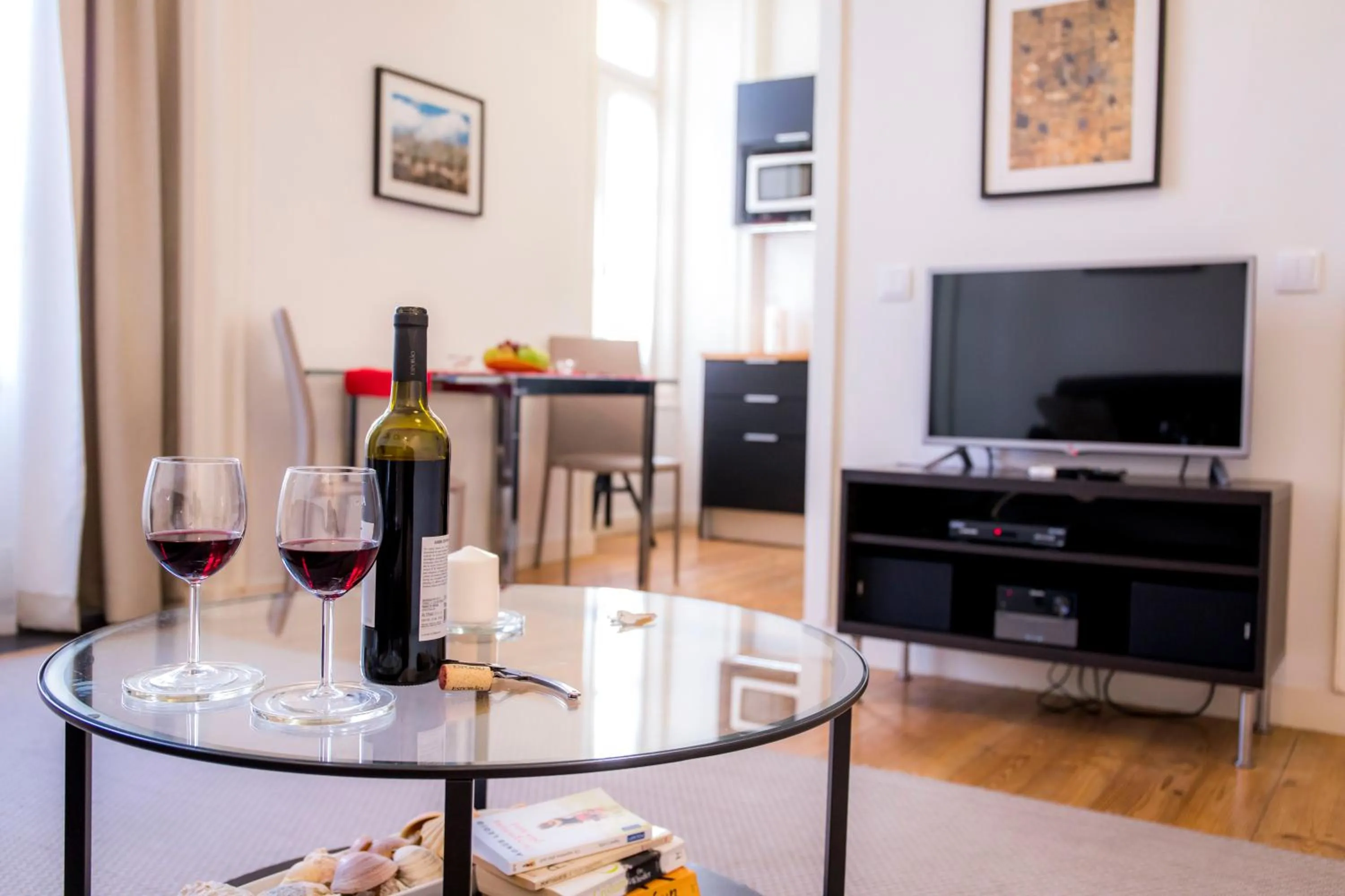 TV and multimedia in Apartamento Joaquim Tello