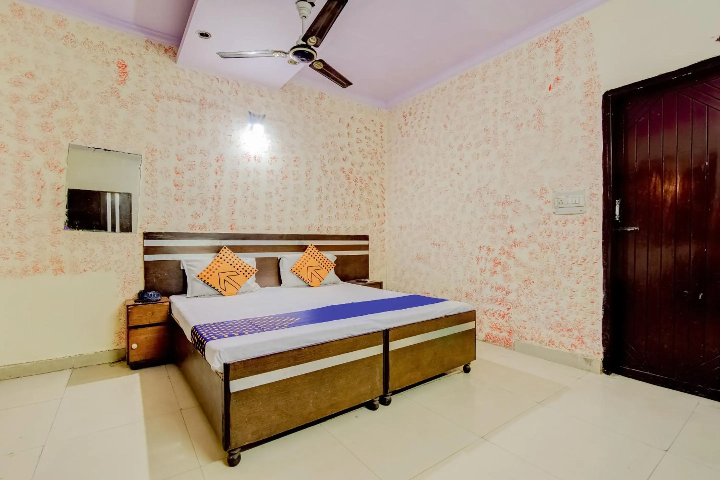 Bedroom in Spot On Swagat Palace