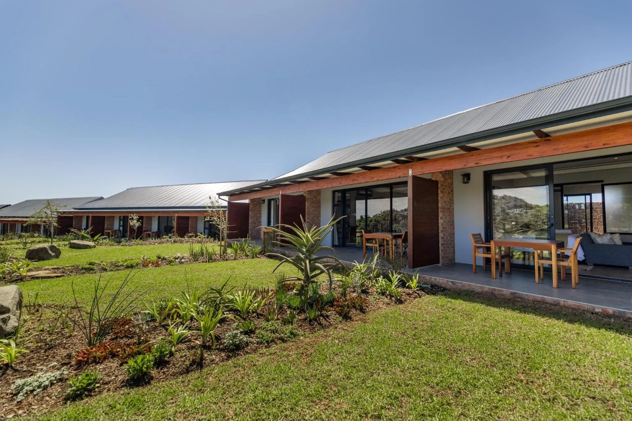 Property building in Hotel Olivewood