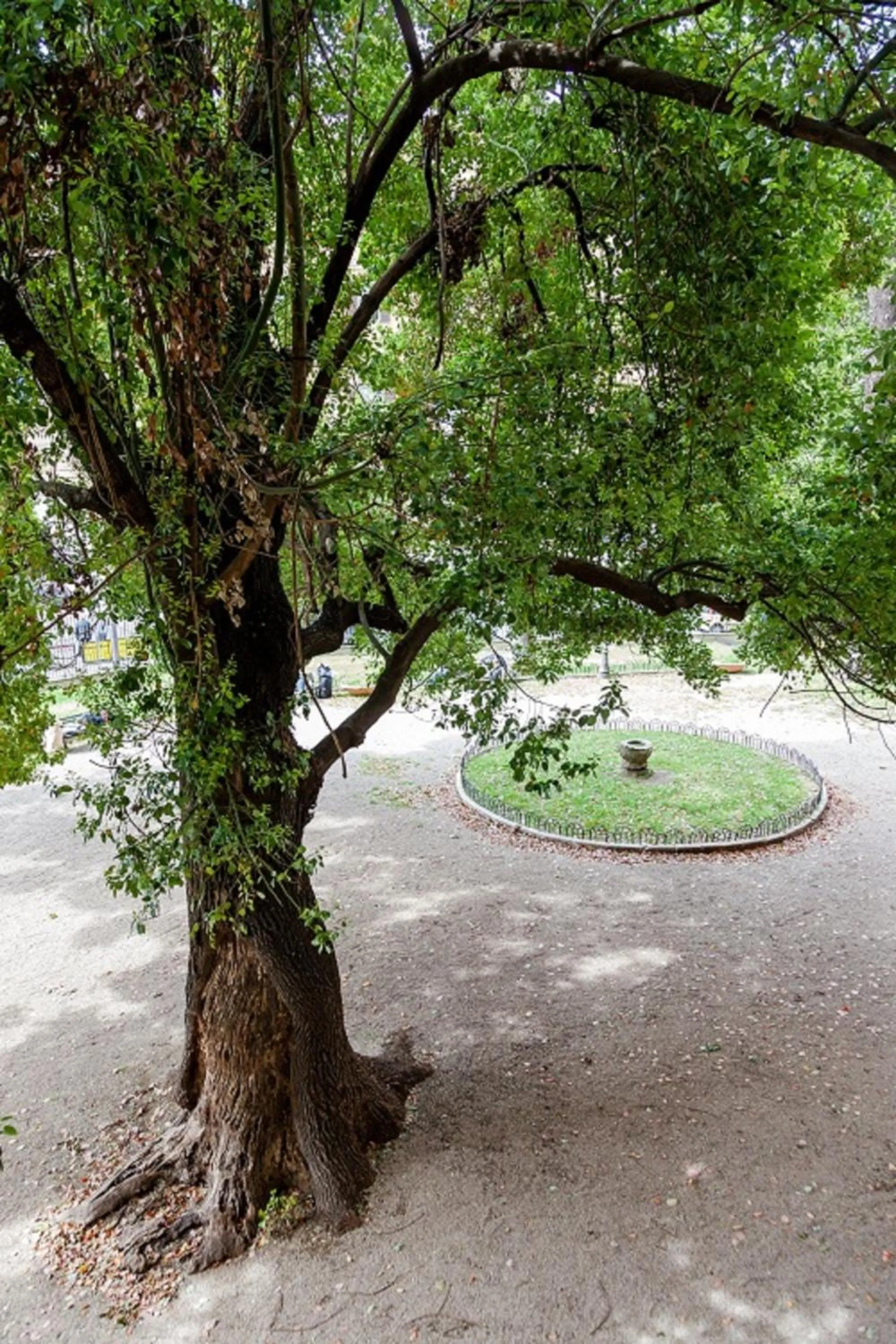 Facade/entrance in AmoRoma Suite