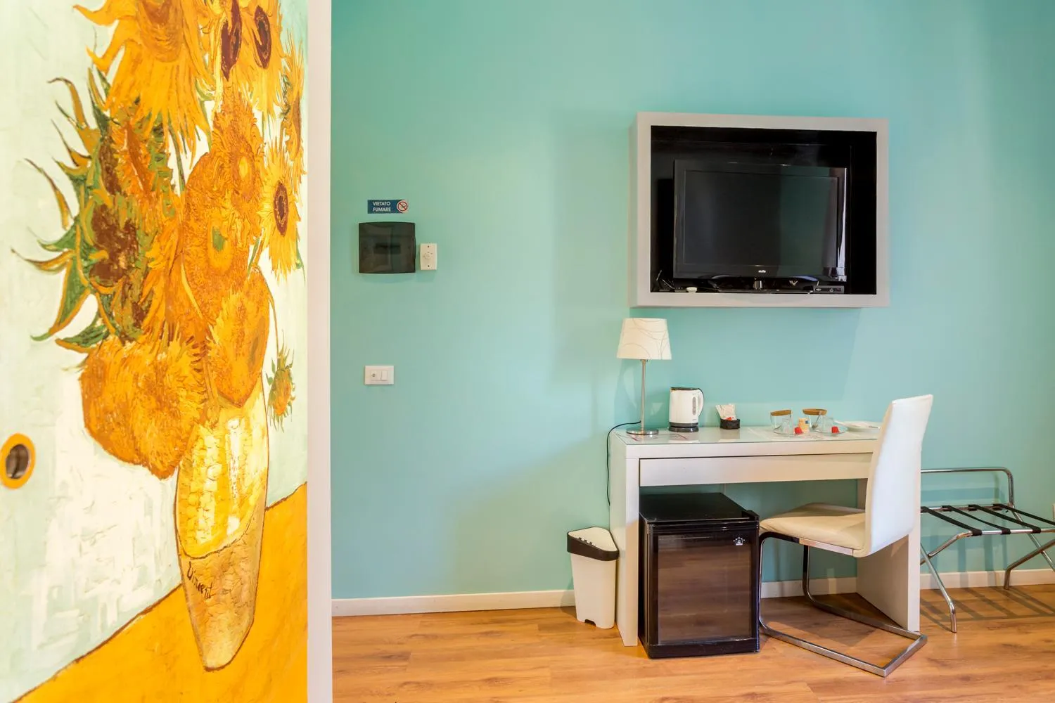 TV and multimedia in AmoRoma Suite