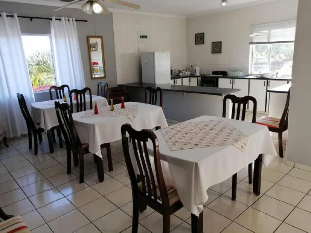 Dining area in Bougainvillea BNB