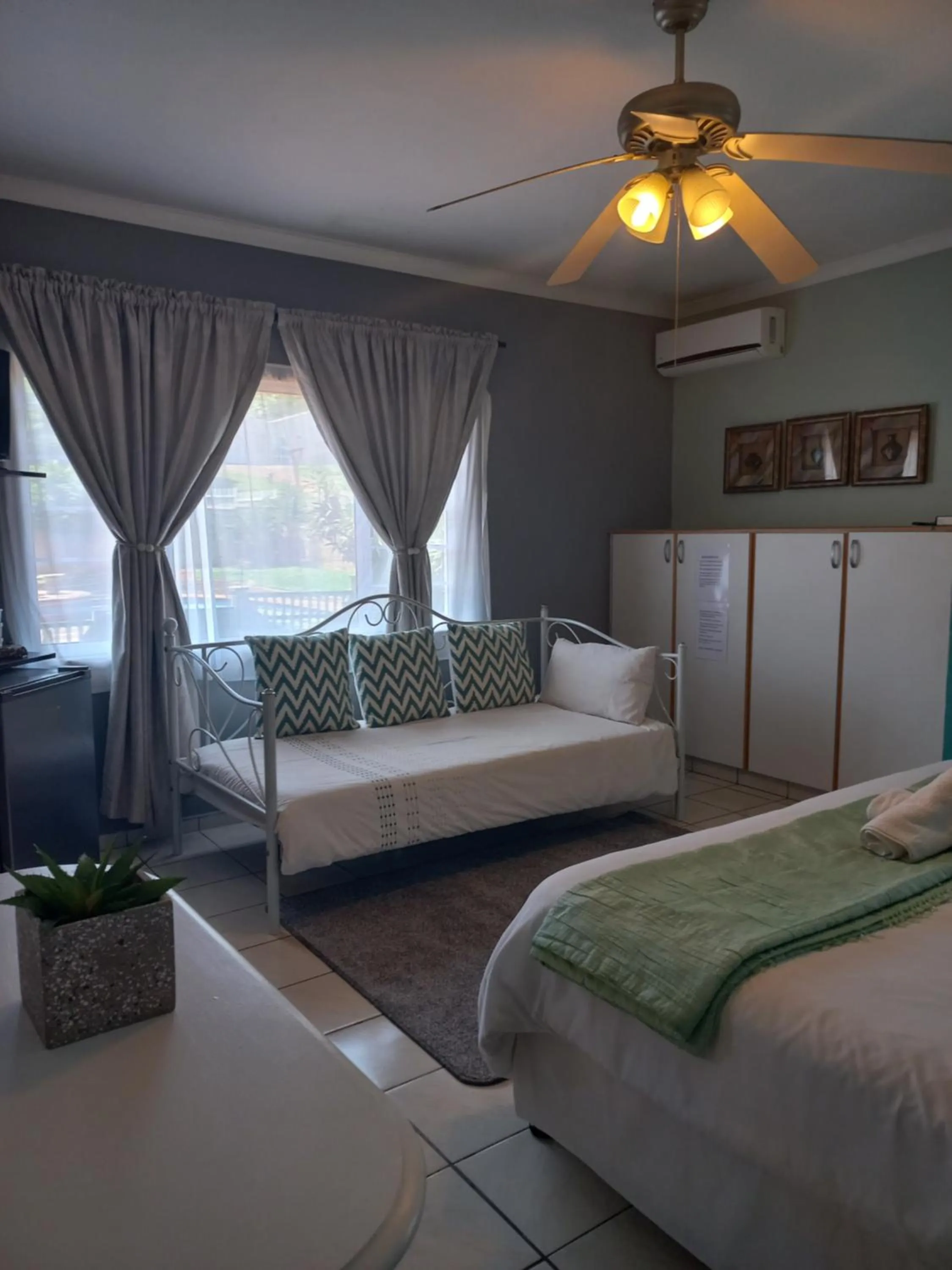 Bed in Bougainvillea BNB