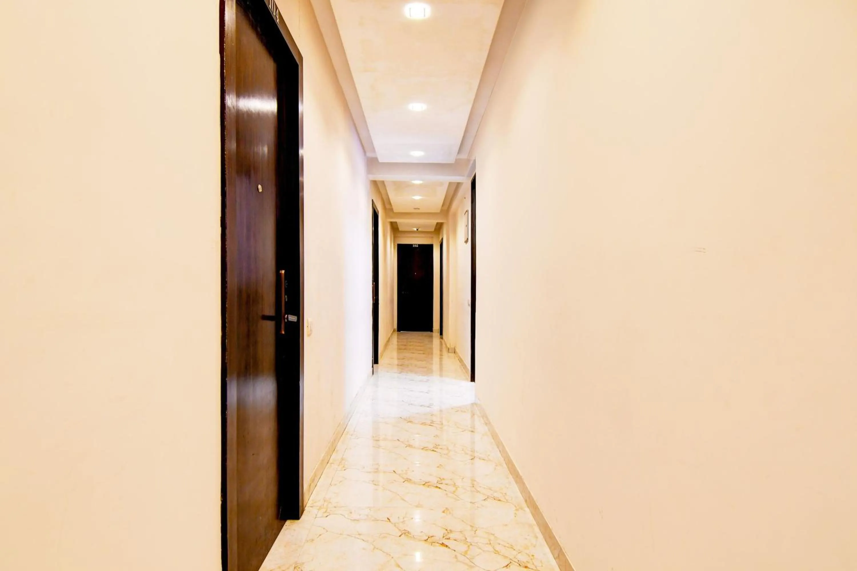 Lobby or reception, Bed in Super Townhouse New Town Formerly Krish Residency