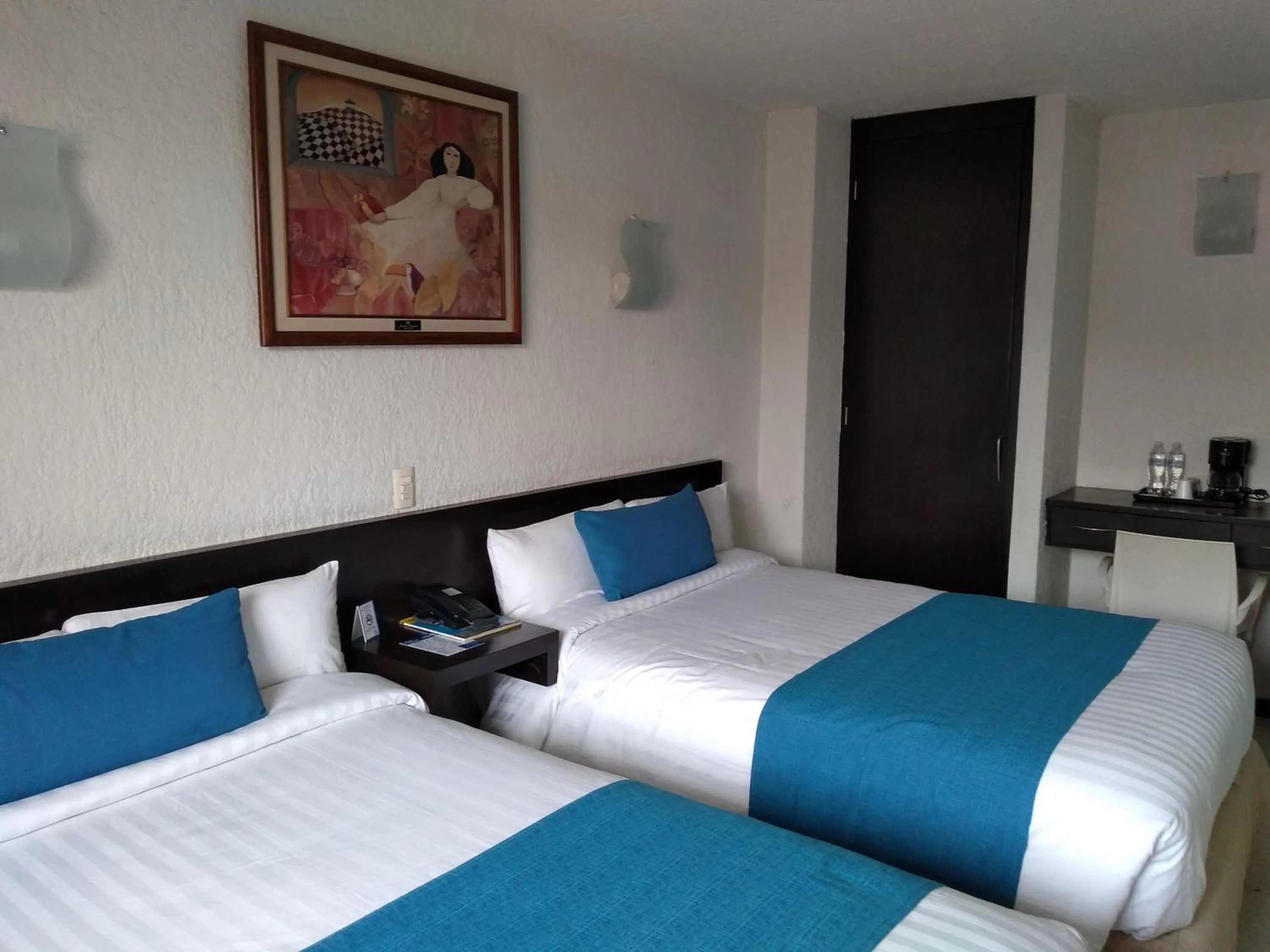 Bedroom, Bed in Hotel Ros Gaud