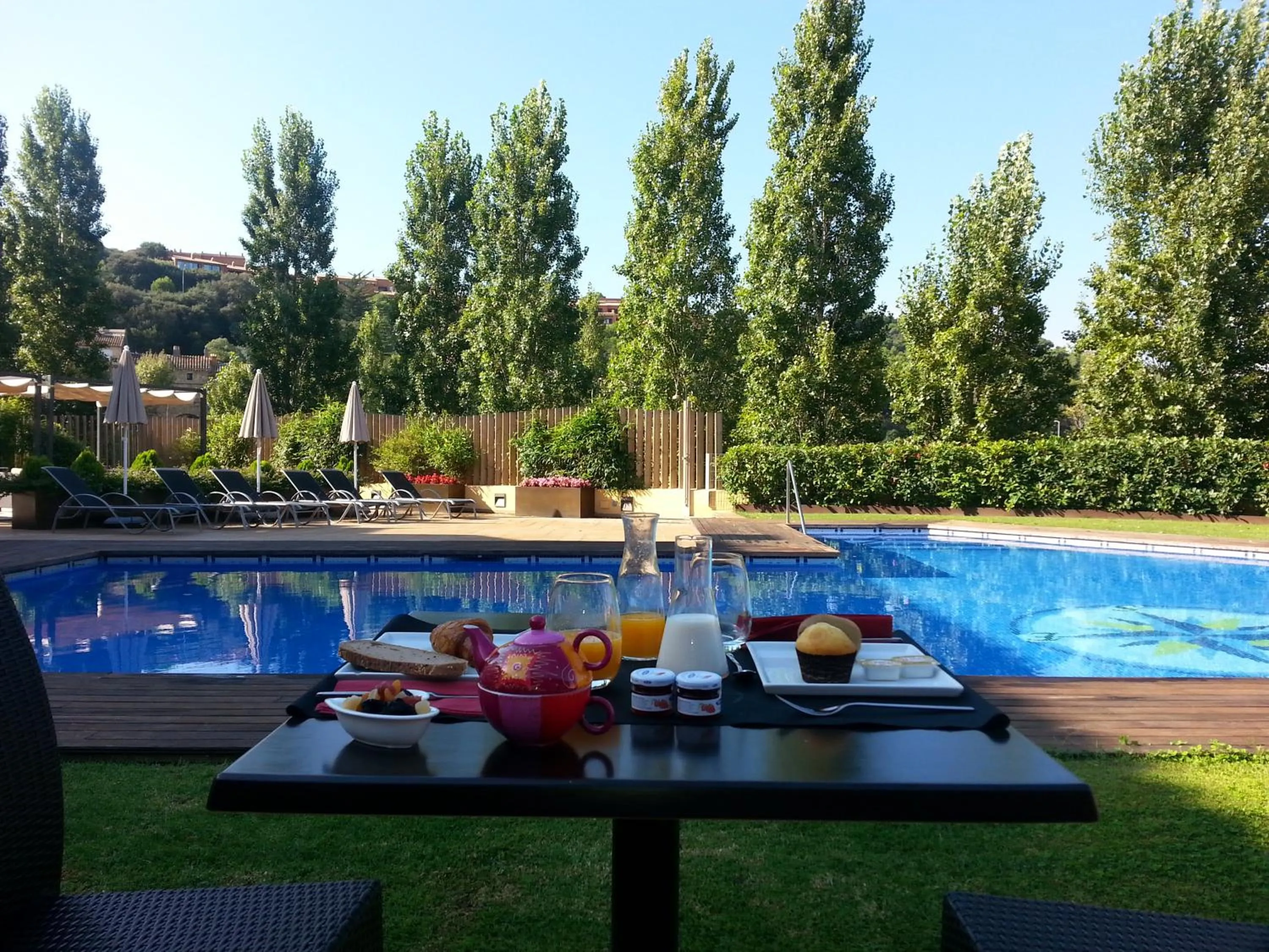 Breakfast in Hostalet de Begur - Adults Only