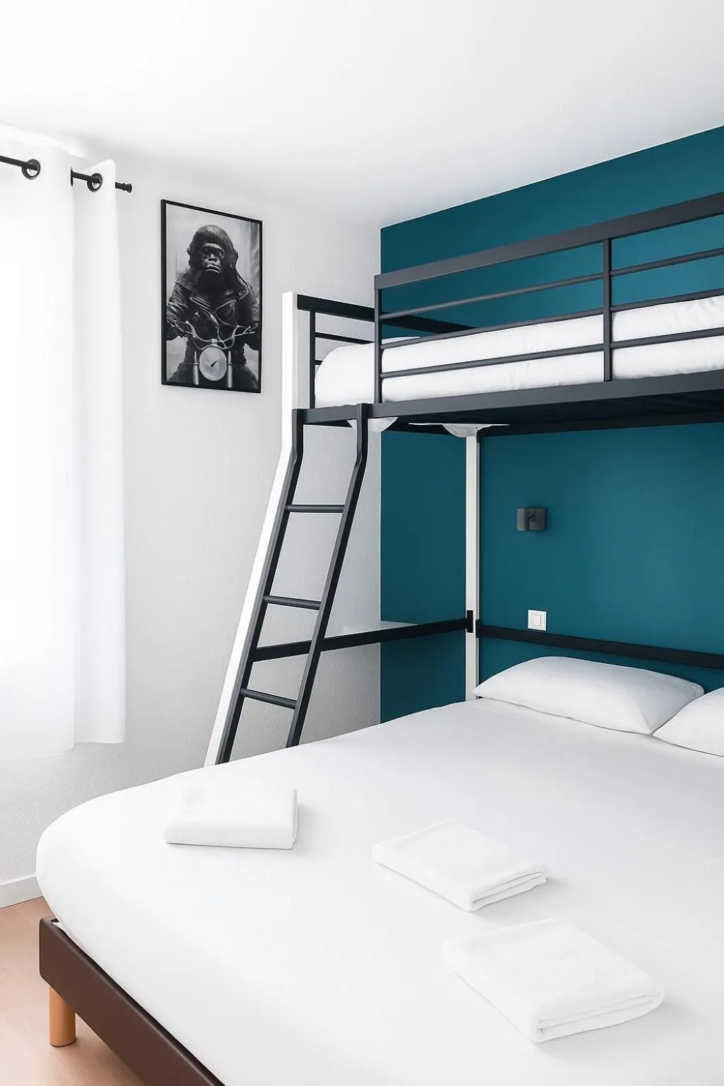 Bed in Brit Hotel Limoges Nord