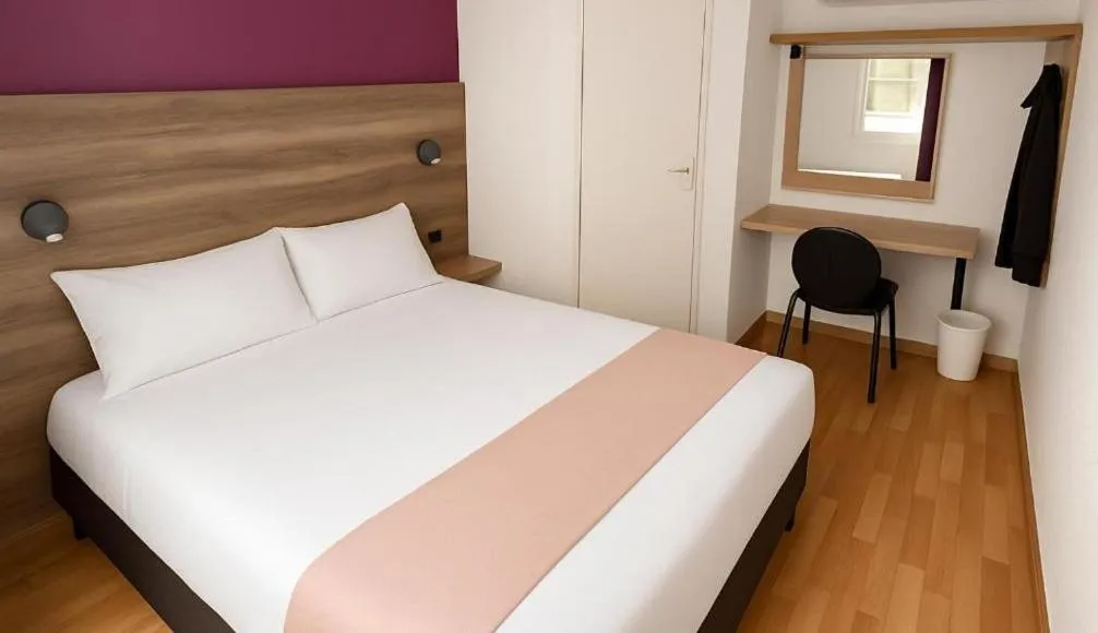 Bed in Fasthôtel Limoges Nord - FH Confort