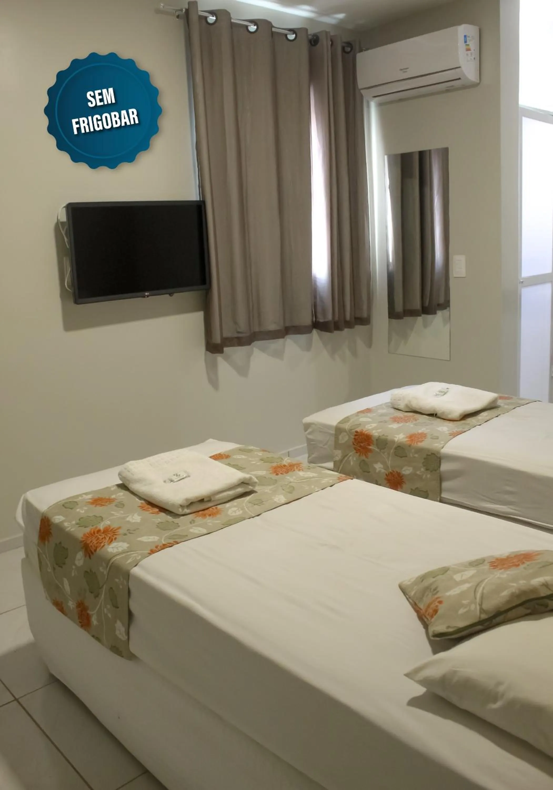 Photo of the whole room, Bed in Iracema Mar Hotel