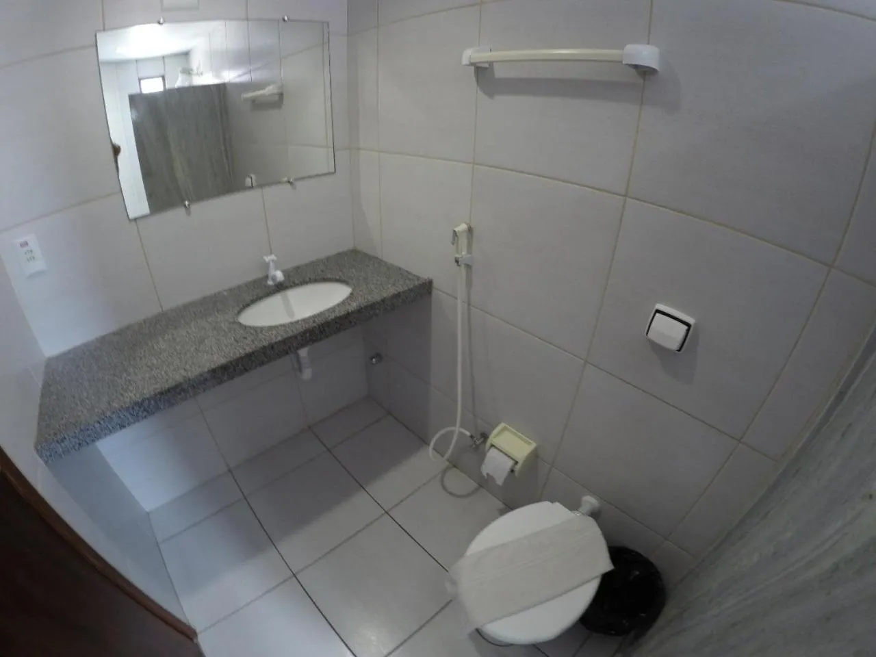 Bathroom in Iracema Mar Hotel