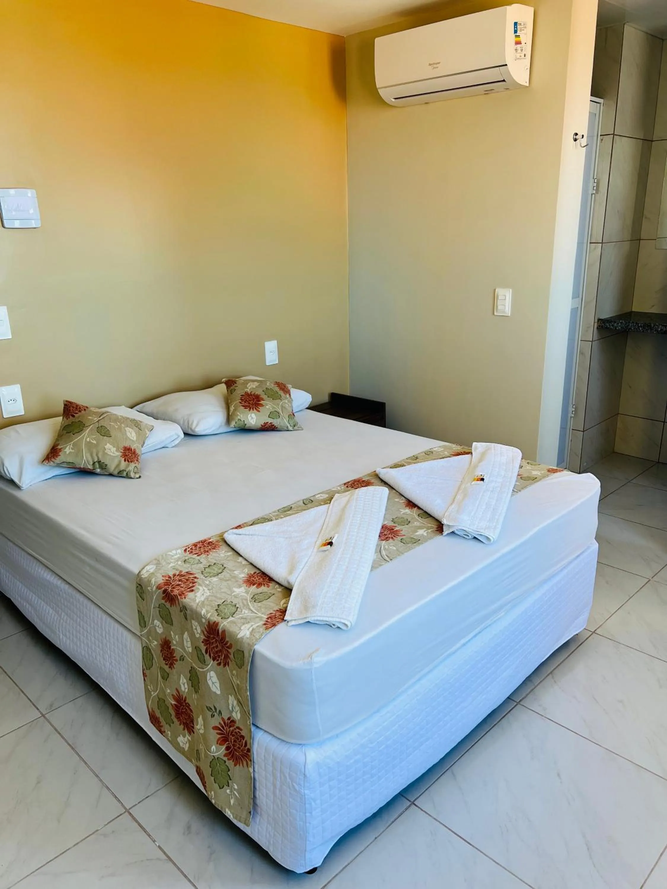 Bed in Iracema Mar Hotel