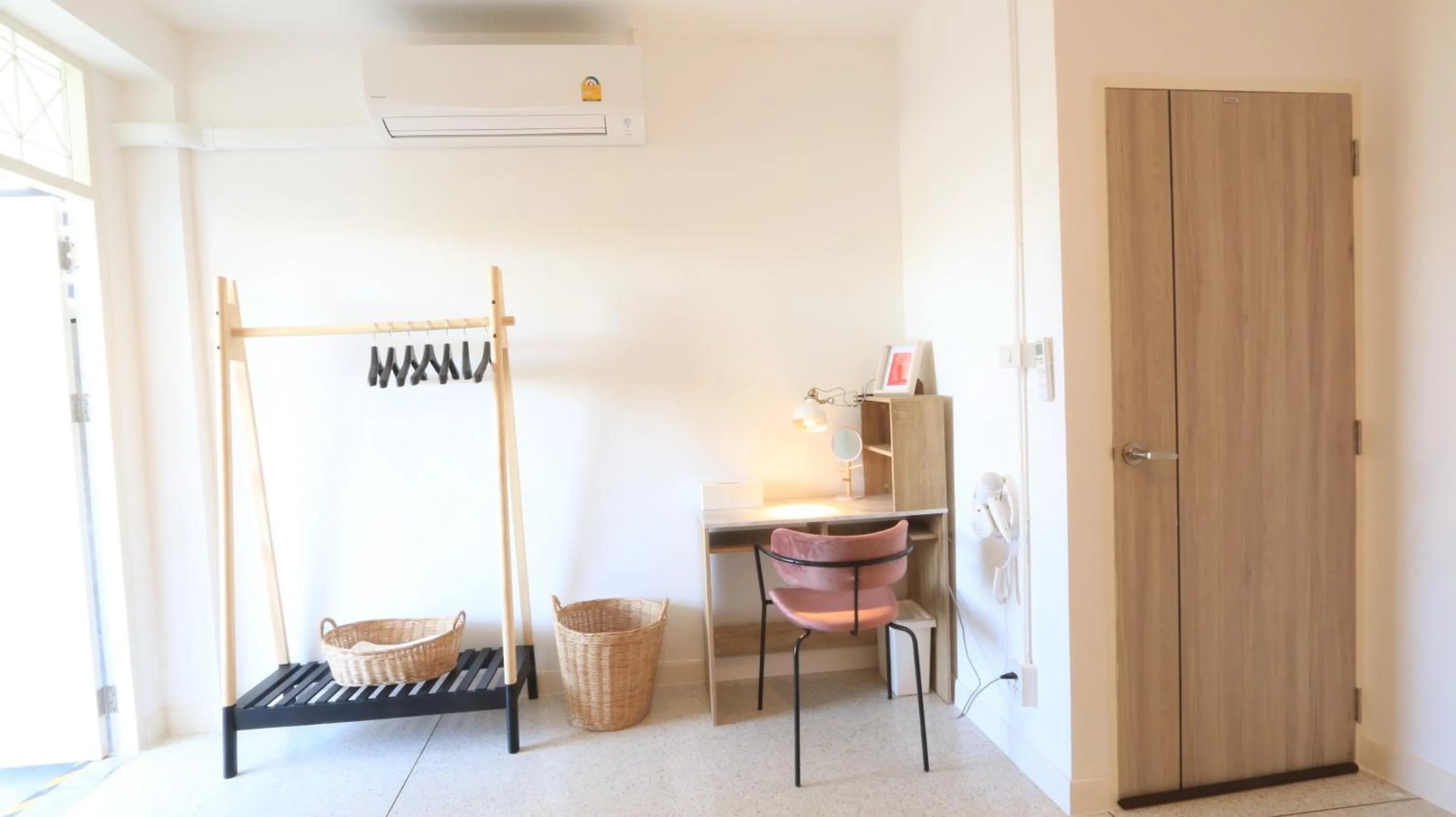 Photo of the whole room in Airee Premier Residence