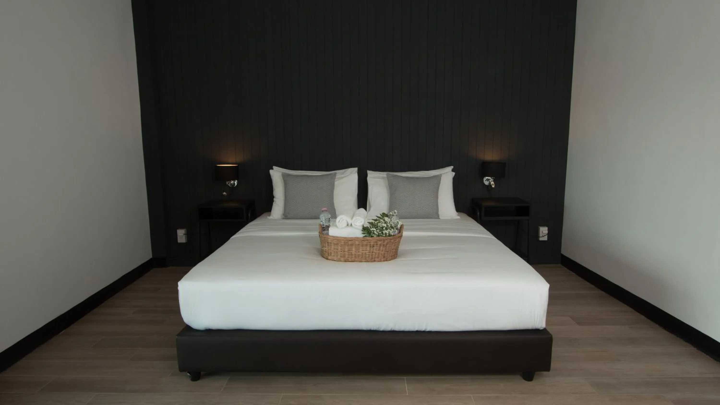 Photo of the whole room, Bed in Airee Premier Residence