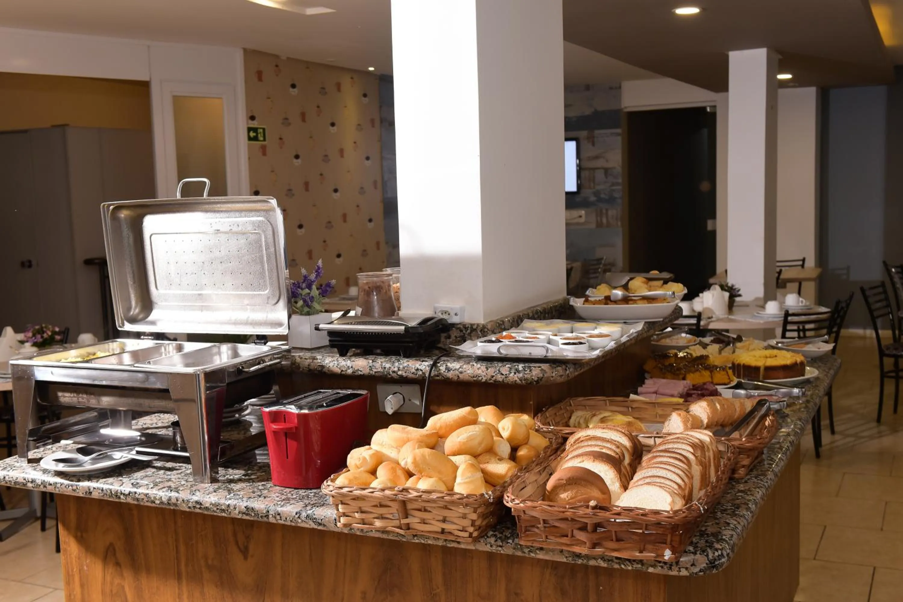 Breakfast in Hotel Plaza Cascavel