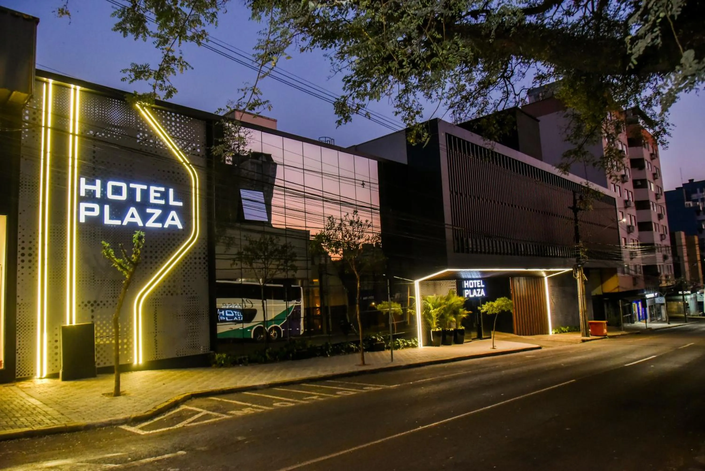 Facade/entrance in Hotel Plaza Cascavel