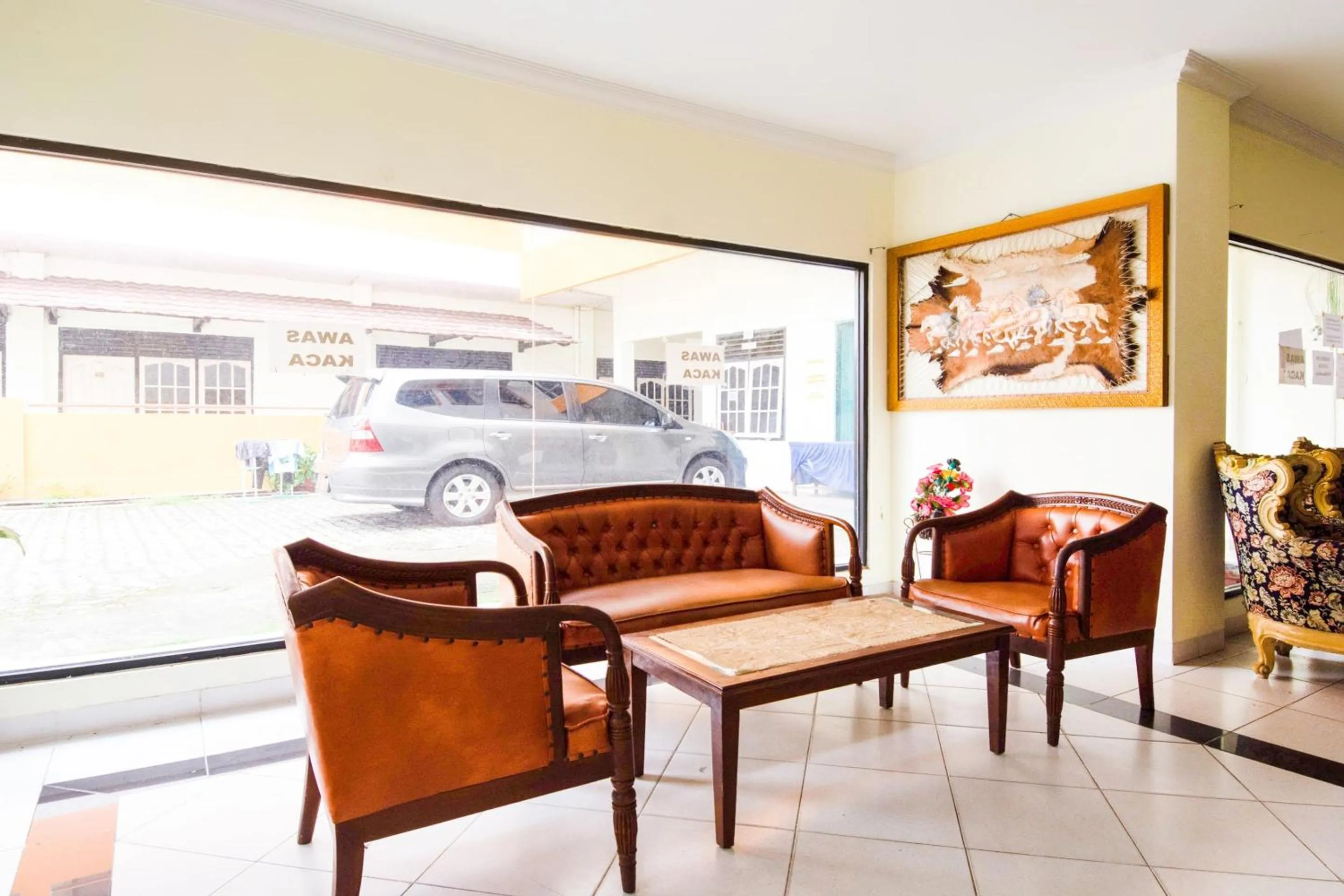 Lobby or reception in OYO 2025 Wisma Musdalifa