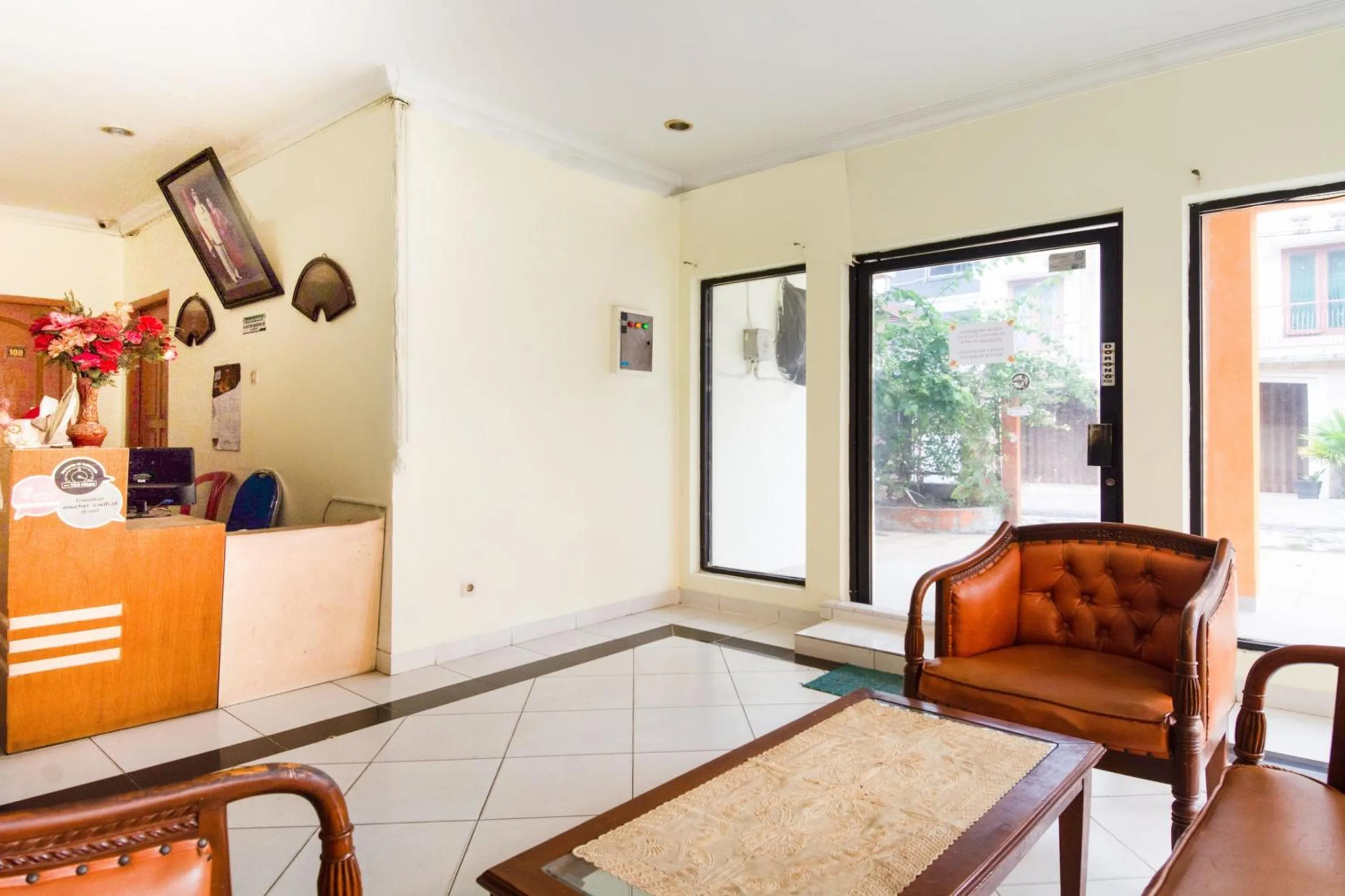 Lobby or reception in OYO 2025 Wisma Musdalifa