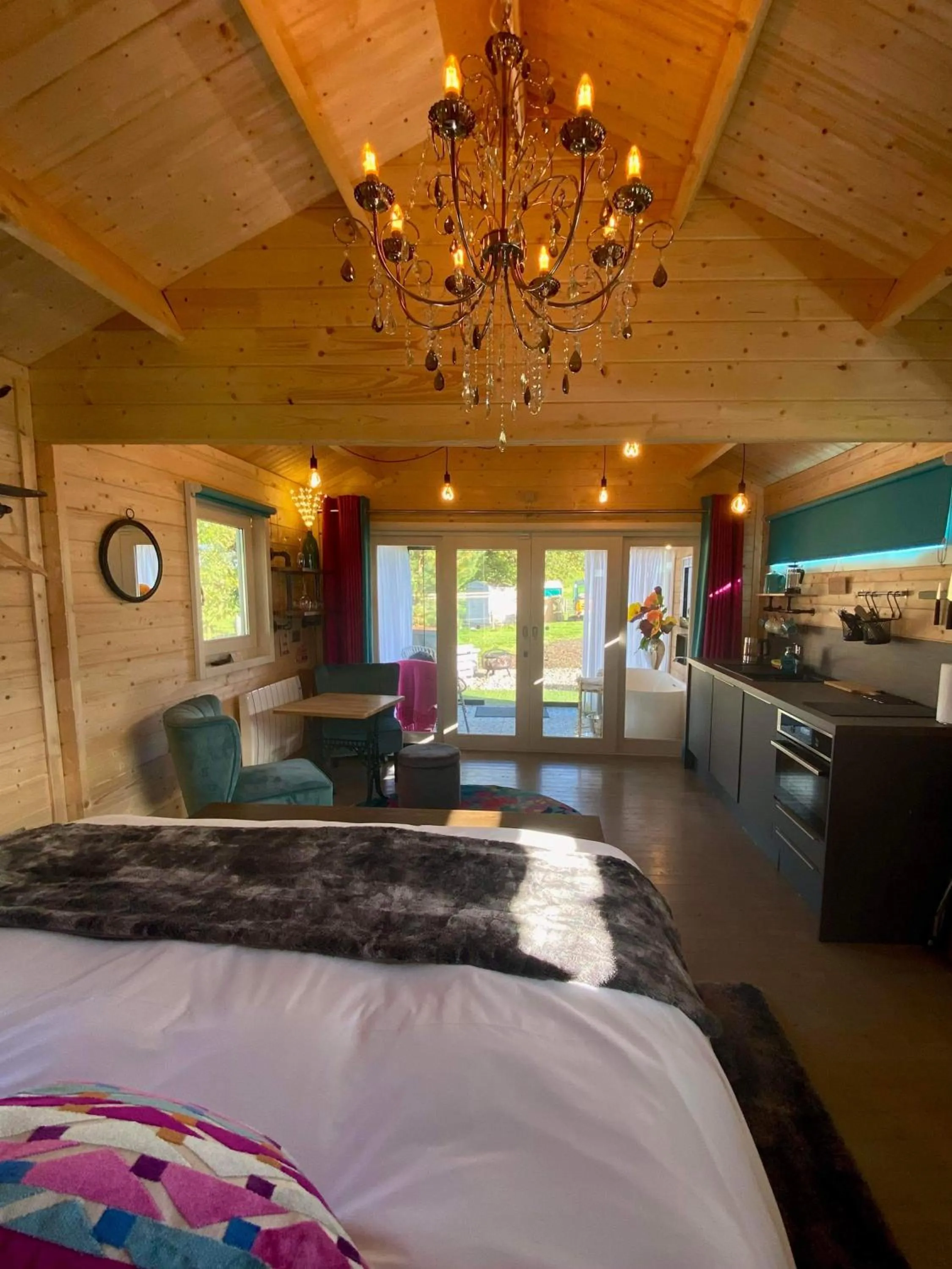 View (from property/room), Bed in Dunroamin Lodges