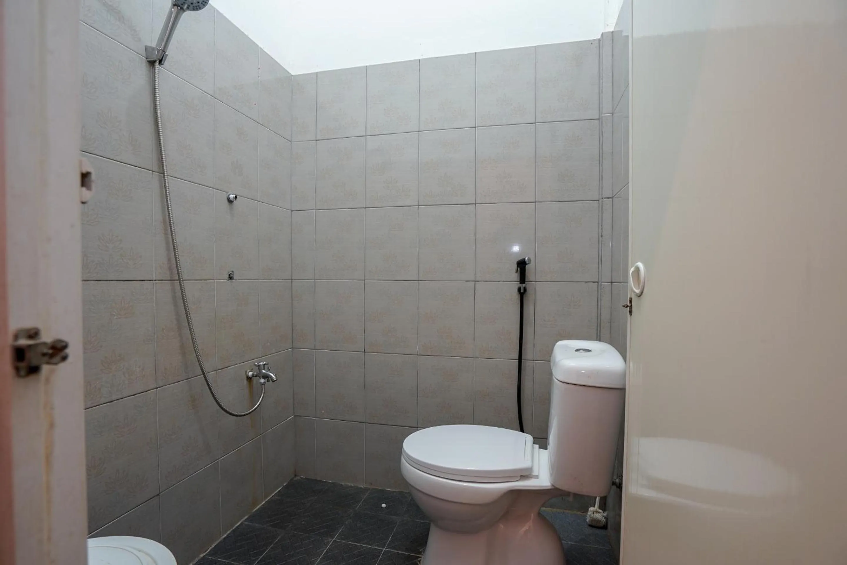 Bathroom in OYO 2036 Afifah Homestay Syariah