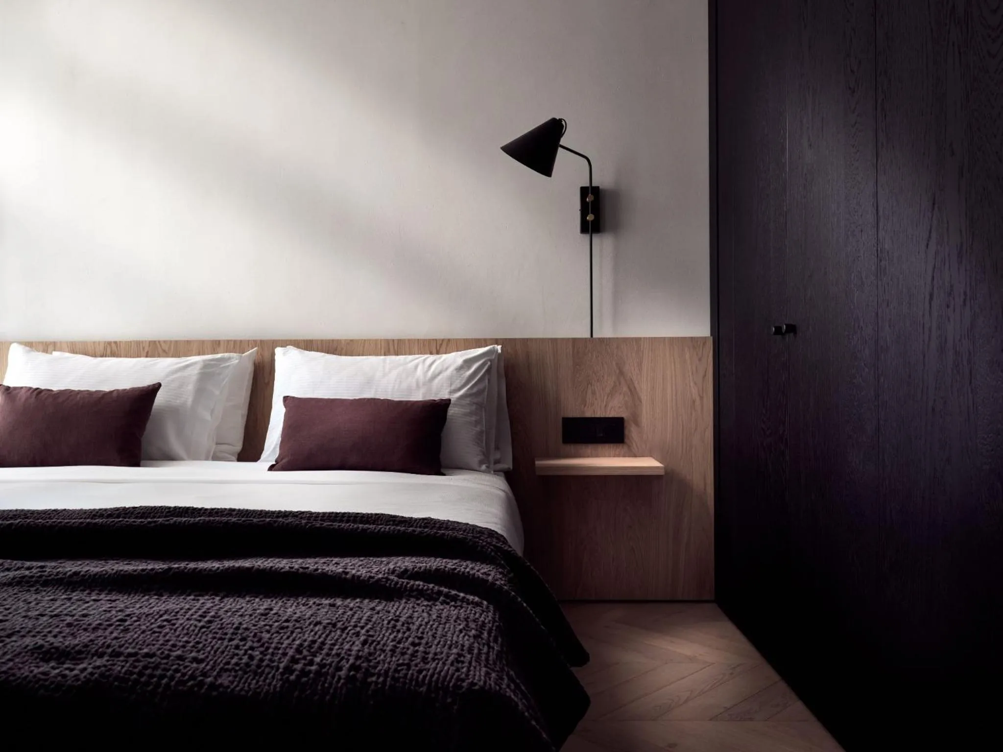 Bed in Urban Stripes Athens