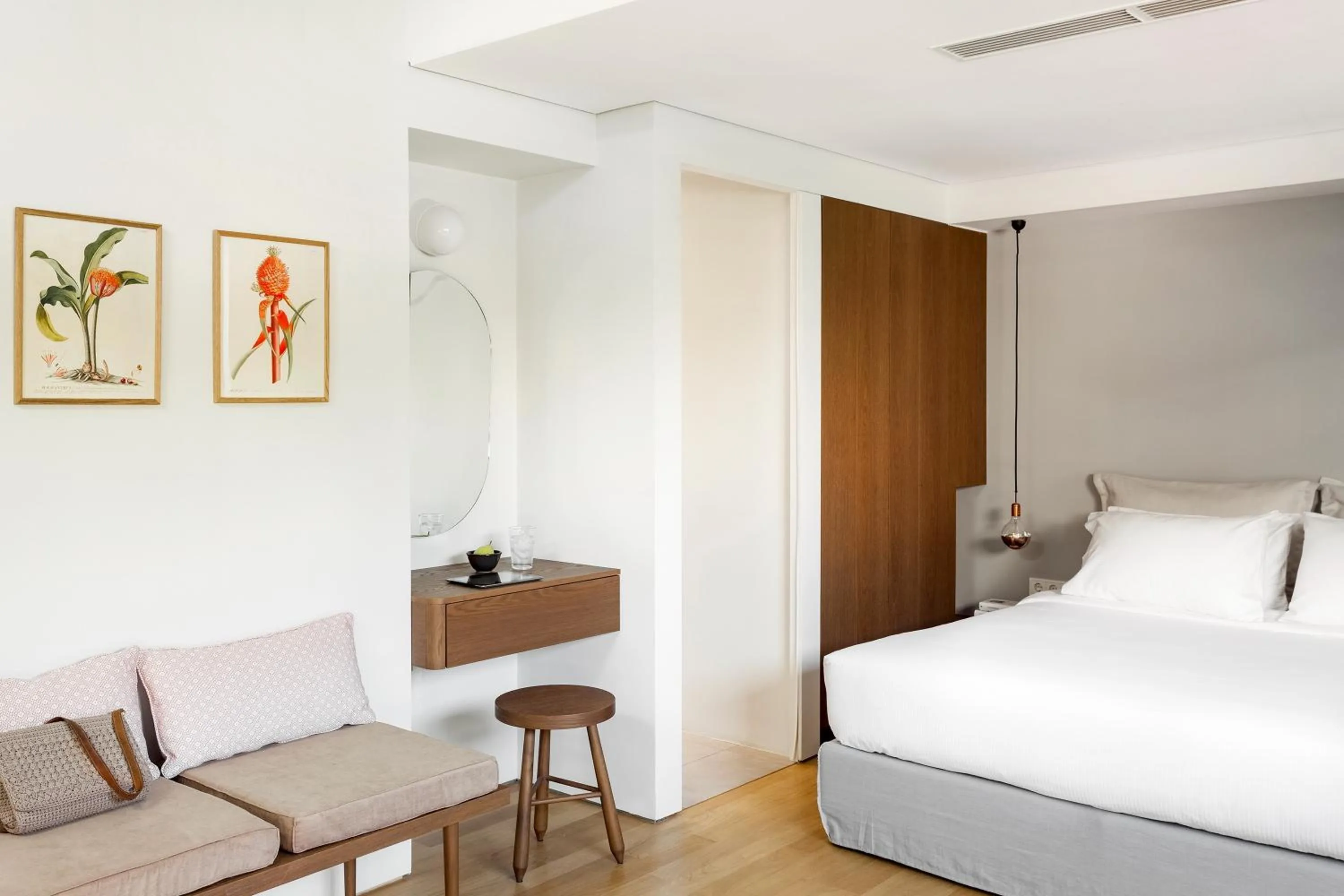 Bed in Urban Stripes Athens