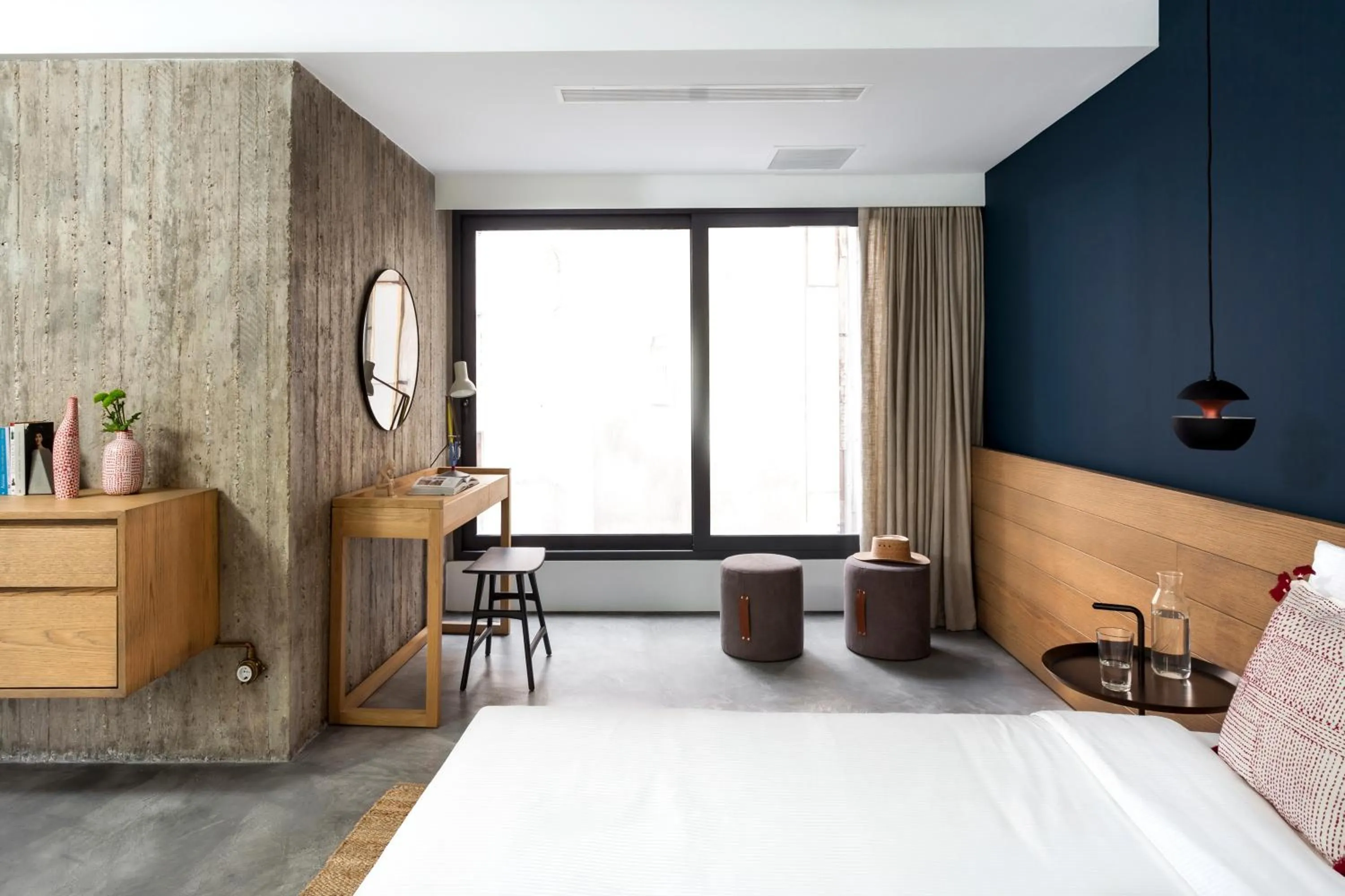 Bed in Urban Stripes Athens