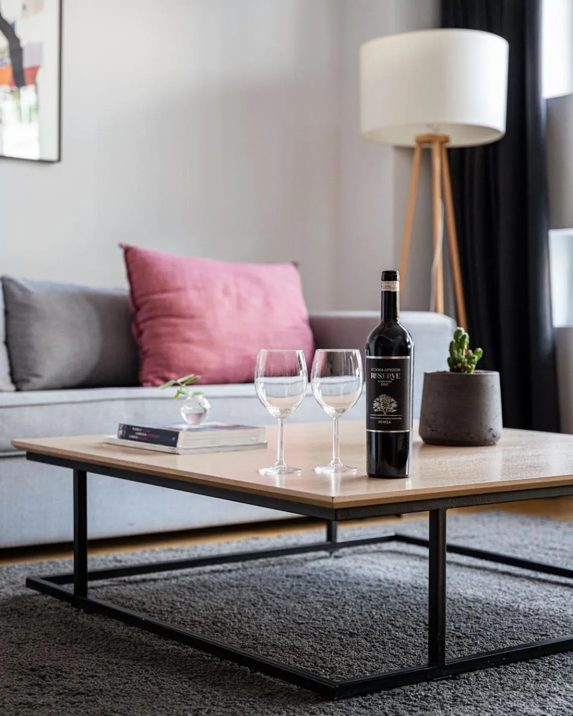 Living room in Urban Stripes Athens