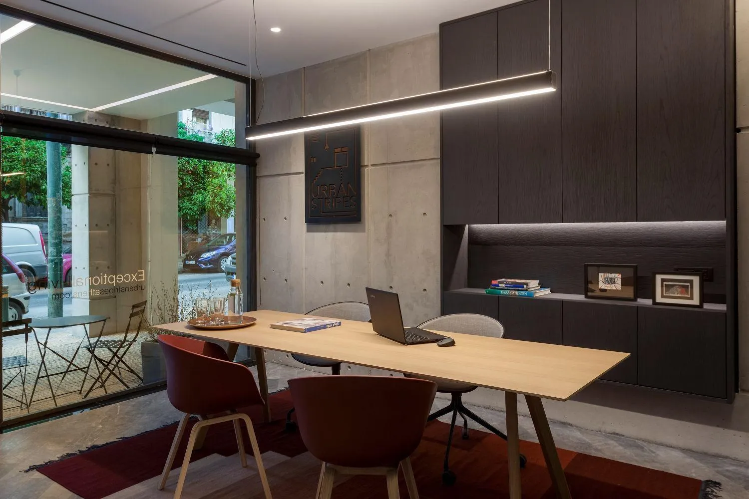 Living room in Urban Stripes Athens