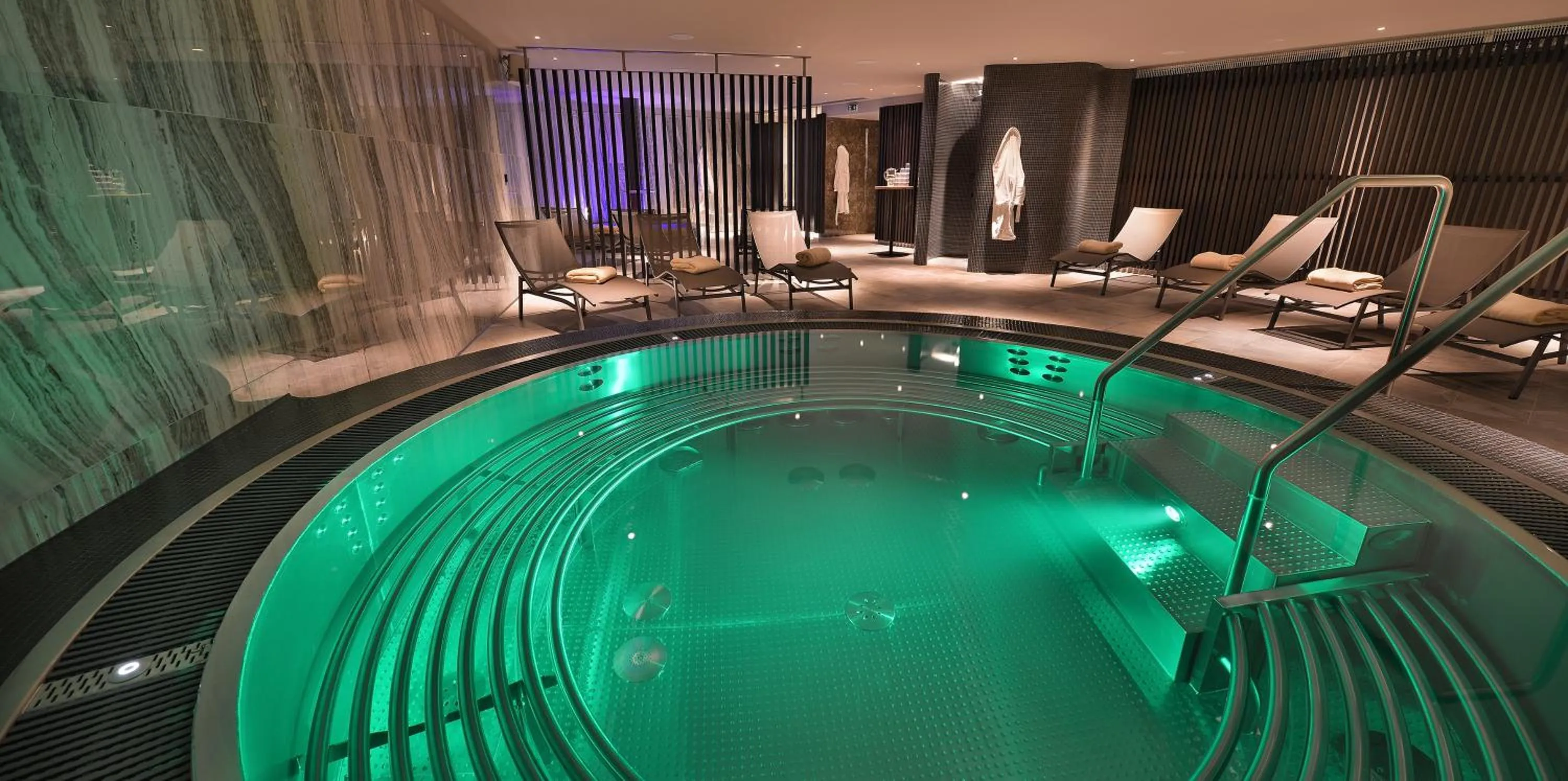 Hot Tub in Grand Hotel Hradec