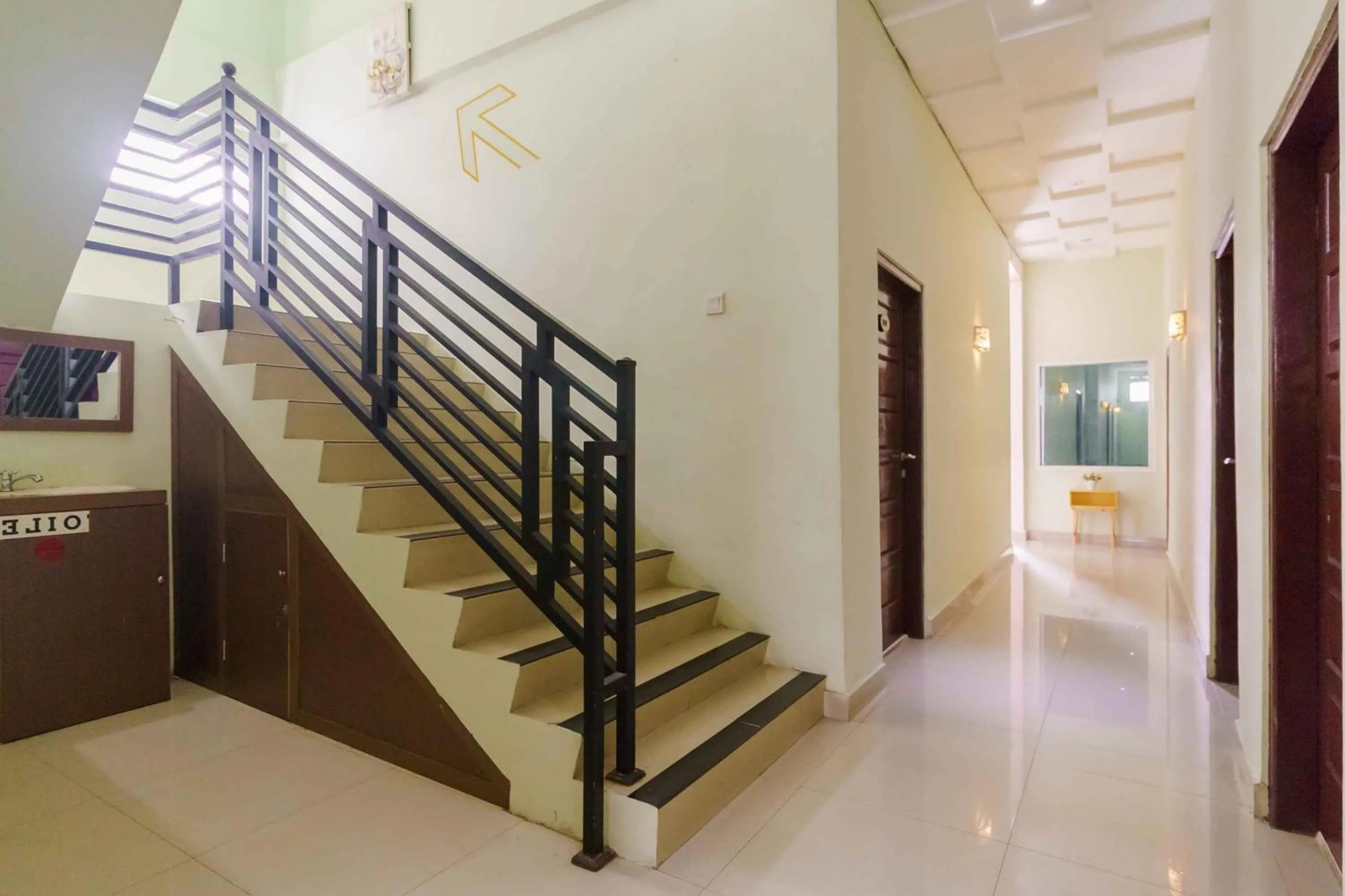 Property building in RedDoorz Syariah Near Jam Gadang Bukit tinggi 2