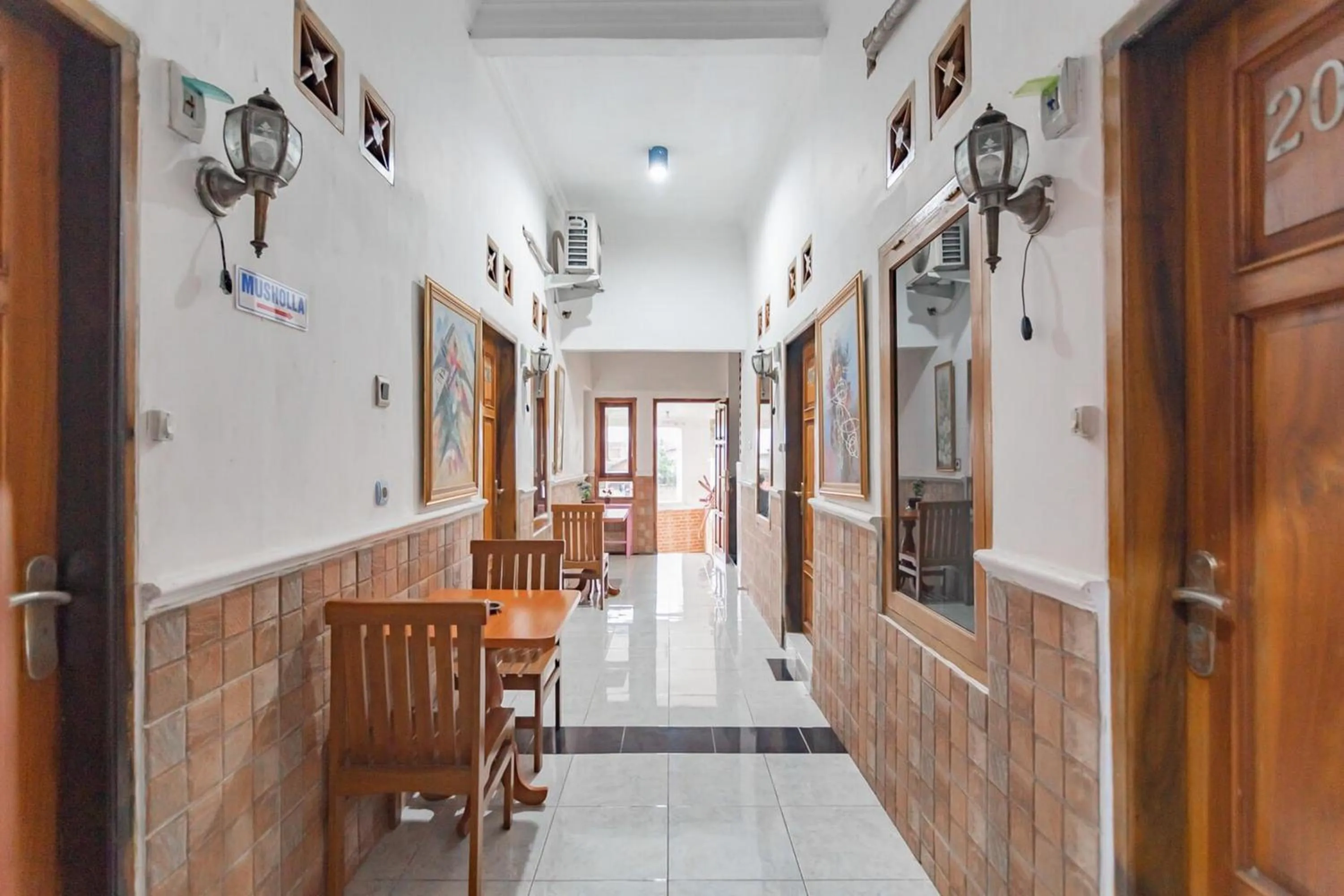 Property building in Wisma Vandera Syariah Garut Mitra RedDoorz