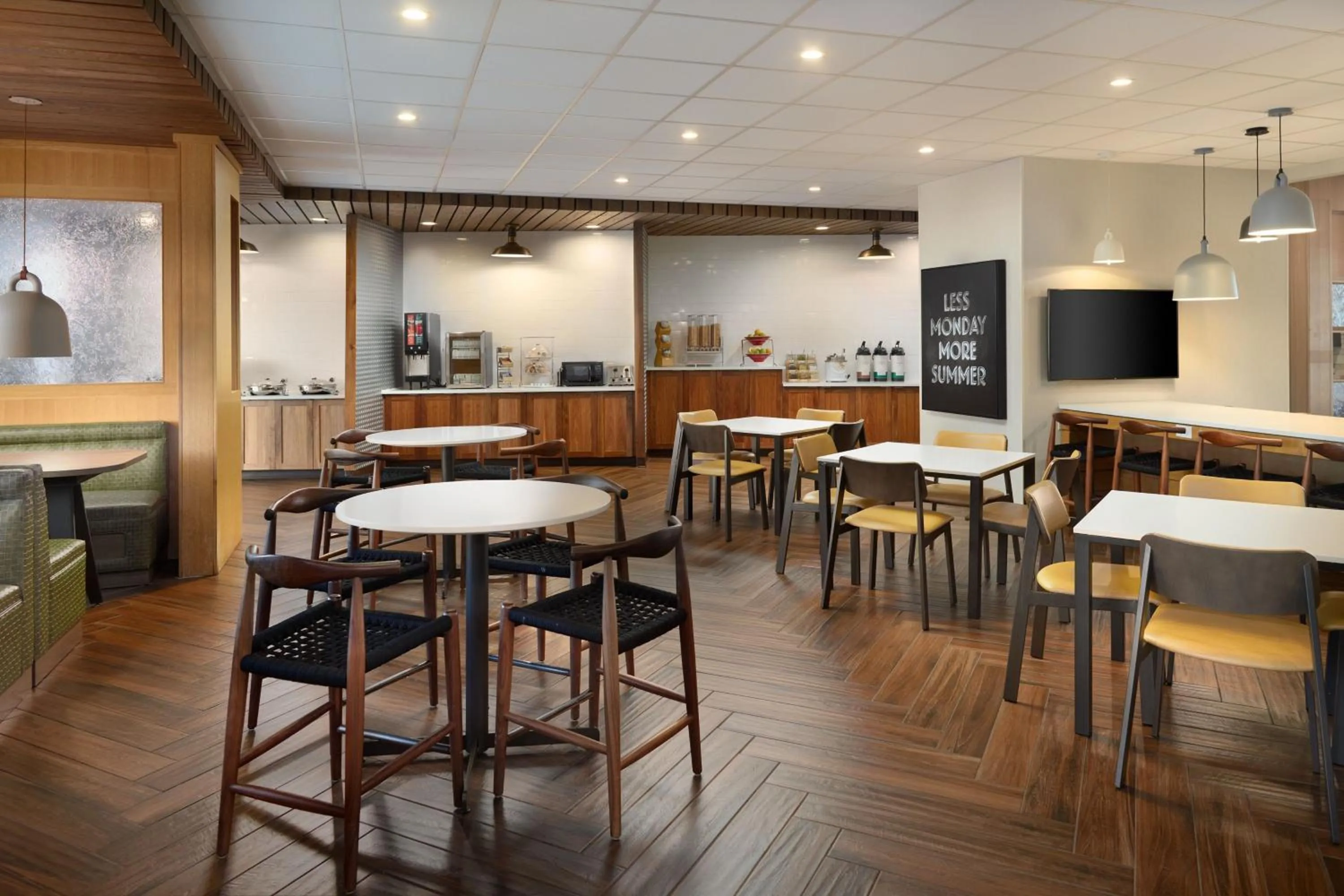 Breakfast in Fairfield Inn & Suites Locust Grove I-75 South