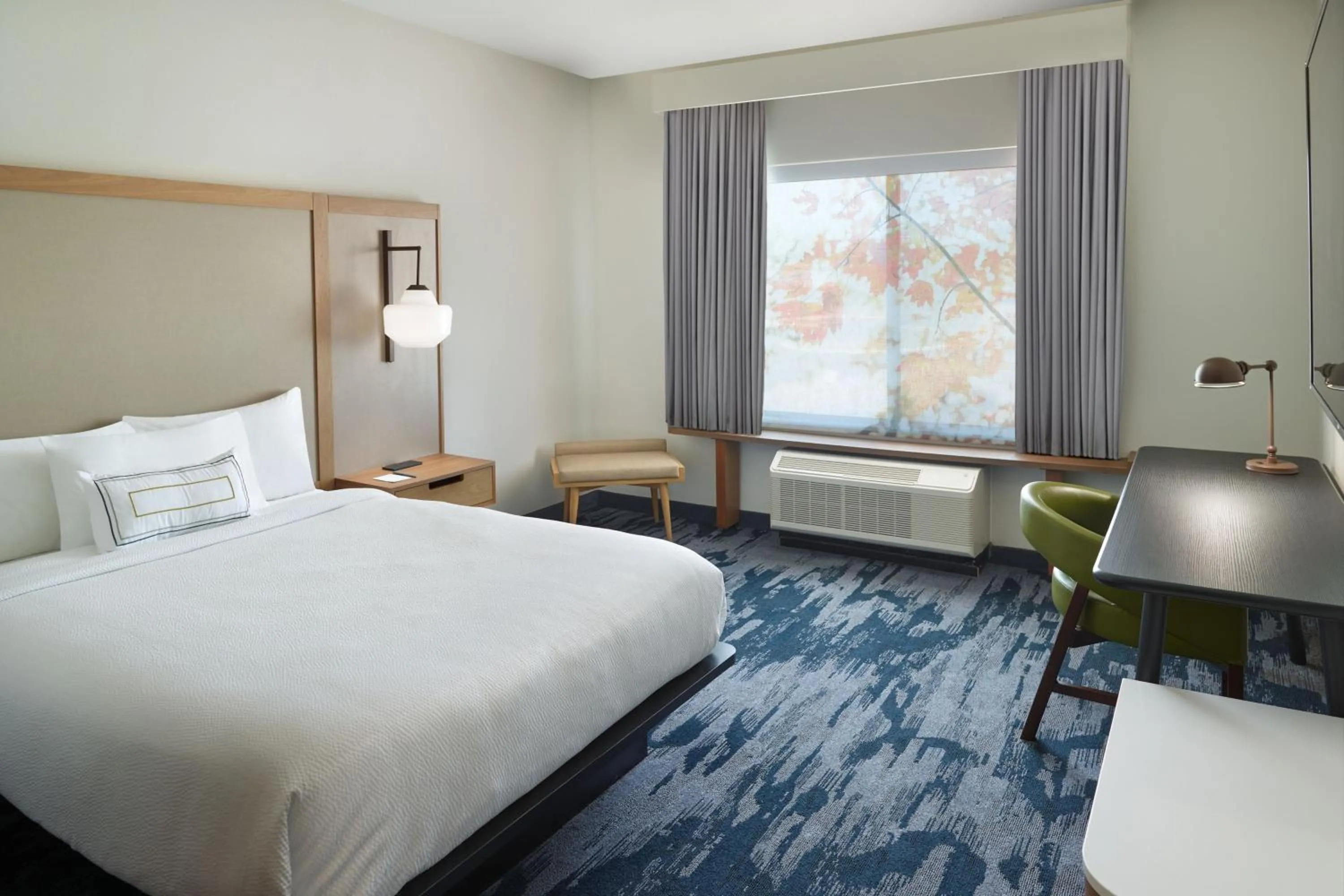 Photo of the whole room, Bed in Fairfield Inn & Suites Locust Grove I-75 South