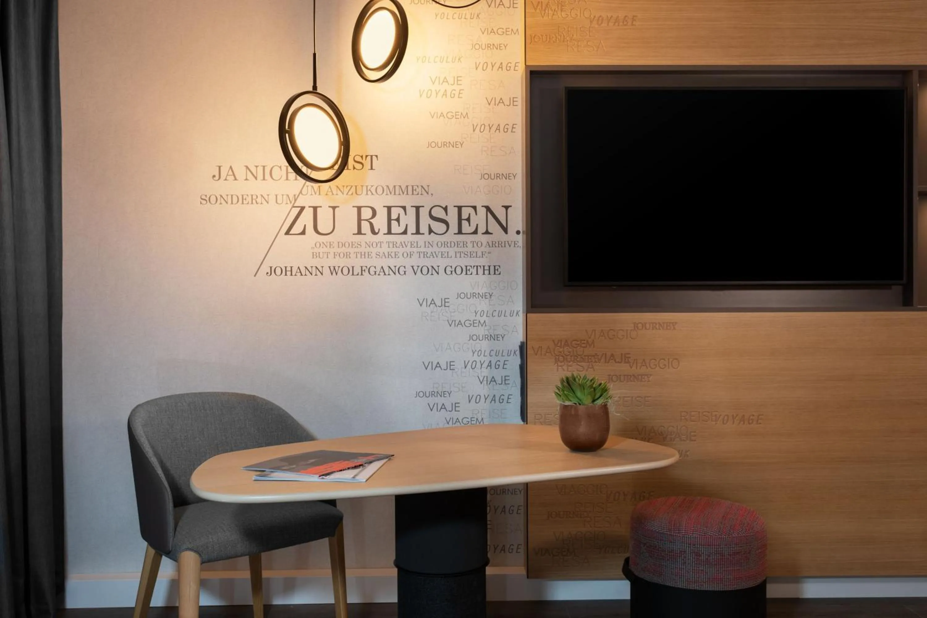 Photo of the whole room in Frankfurt Airport Marriott Hotel