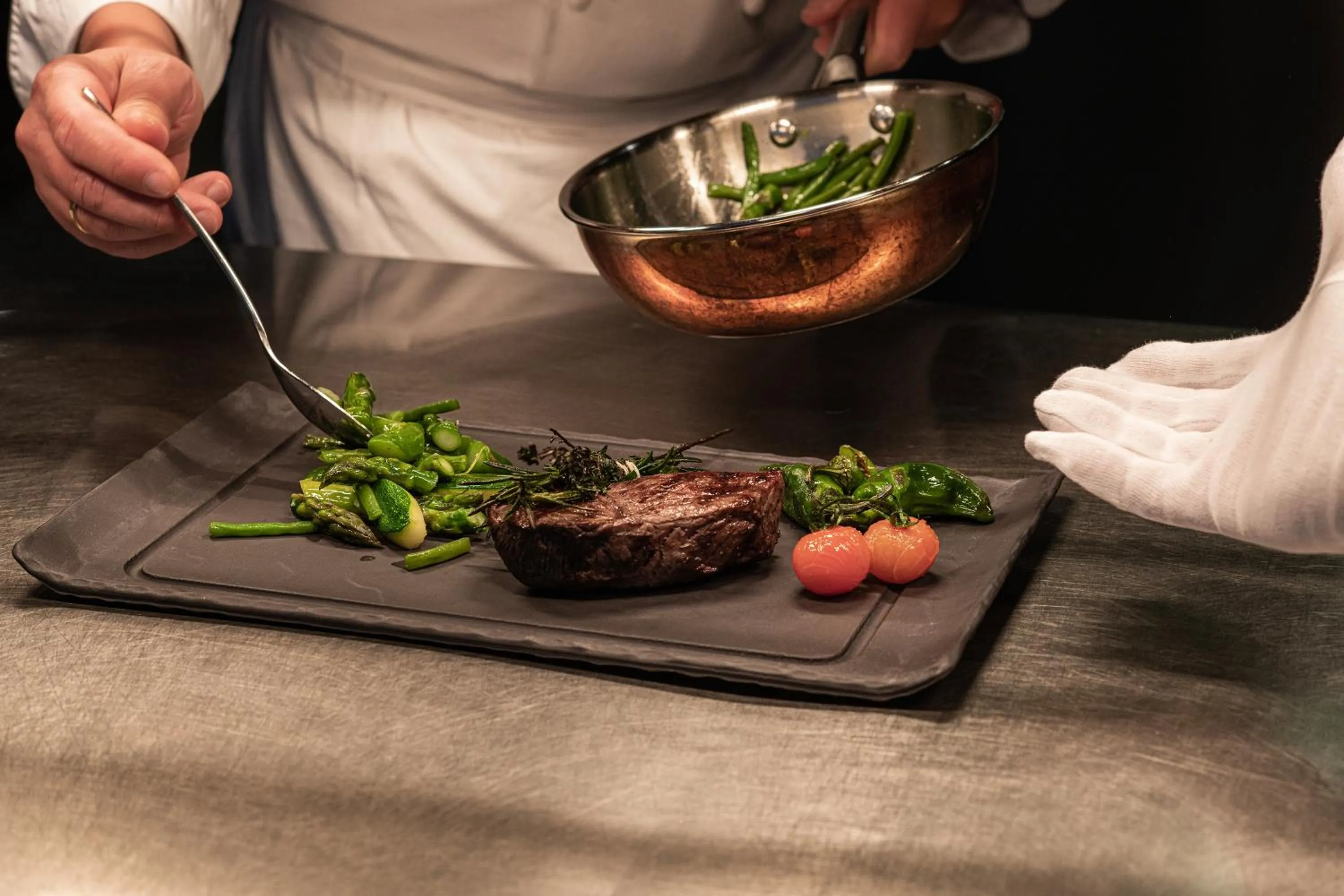 Restaurant/places to eat in Frankfurt Airport Marriott Hotel