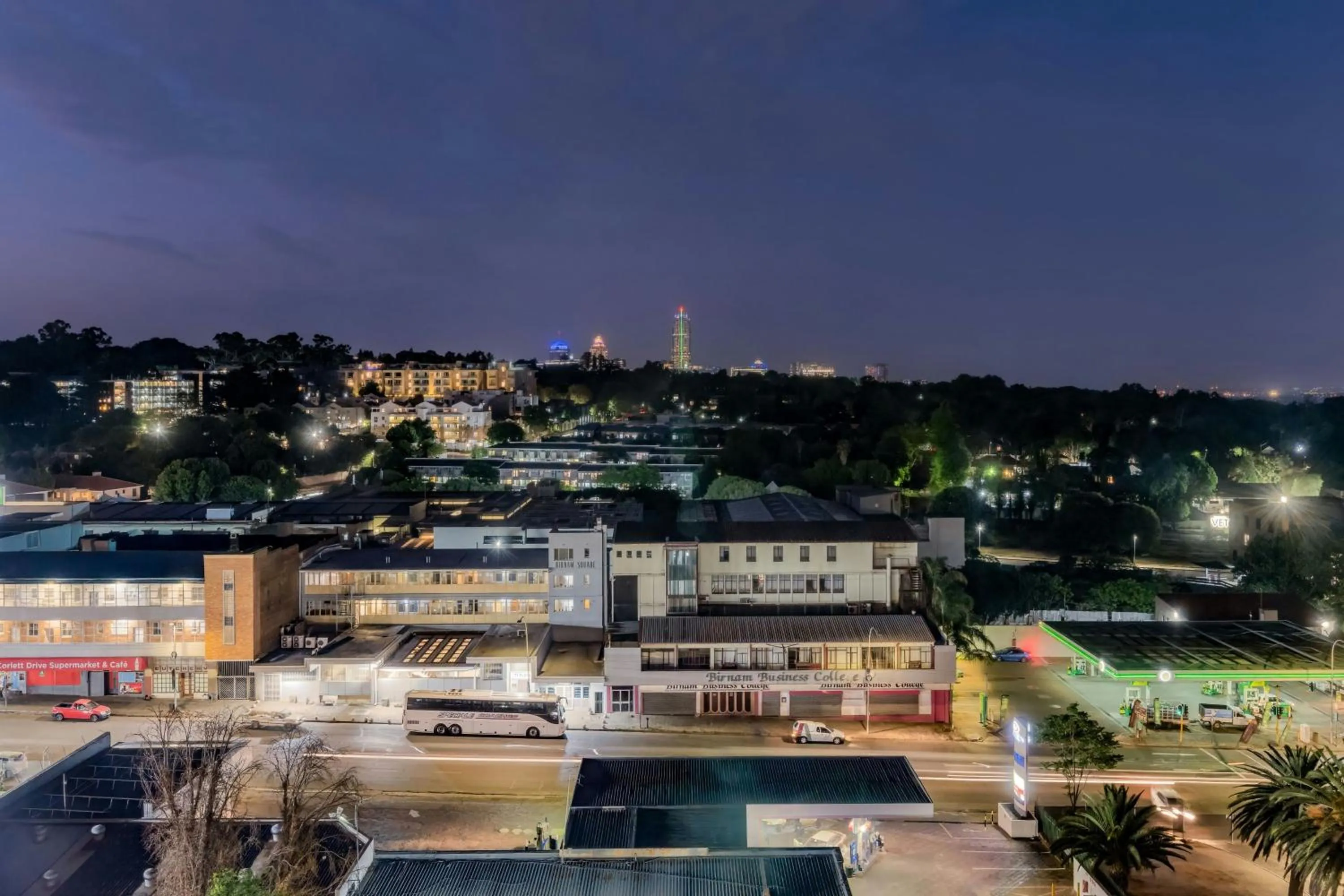 Photo of the whole room in Marriott Executive Apartments Johannesburg, Melrose Arch