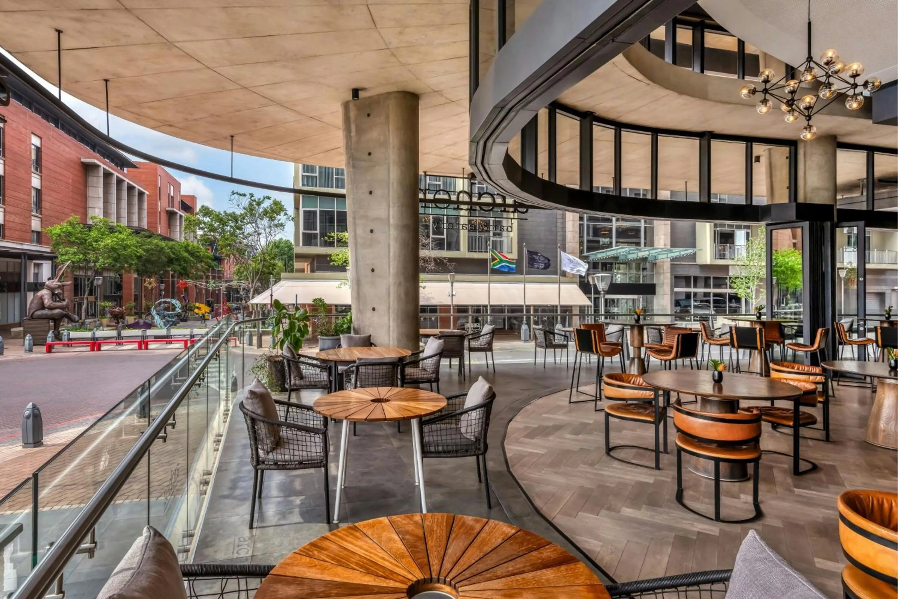 Lounge or bar in Johannesburg Marriott Hotel Melrose Arch