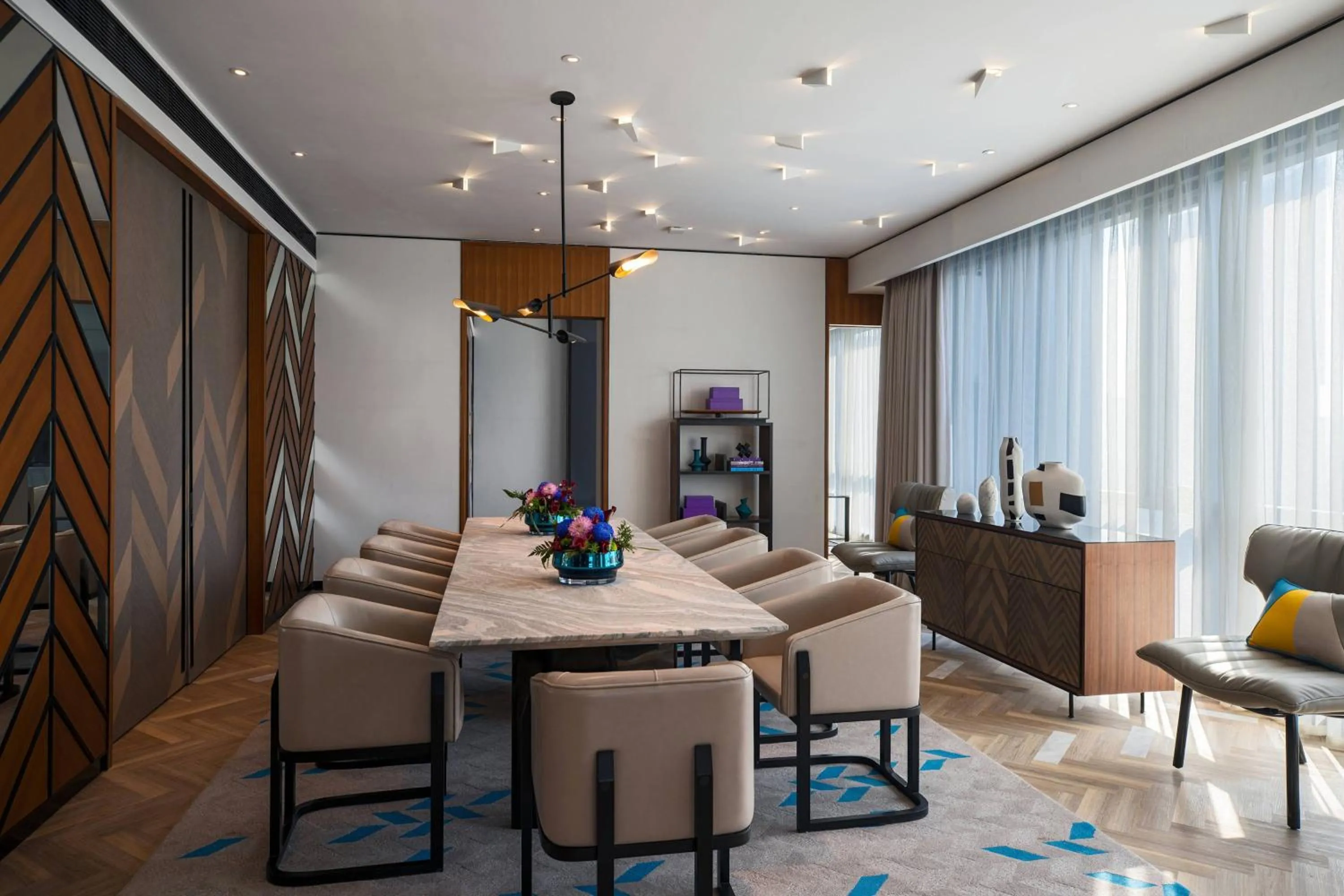 Bedroom in Renaissance Nanning Hotel