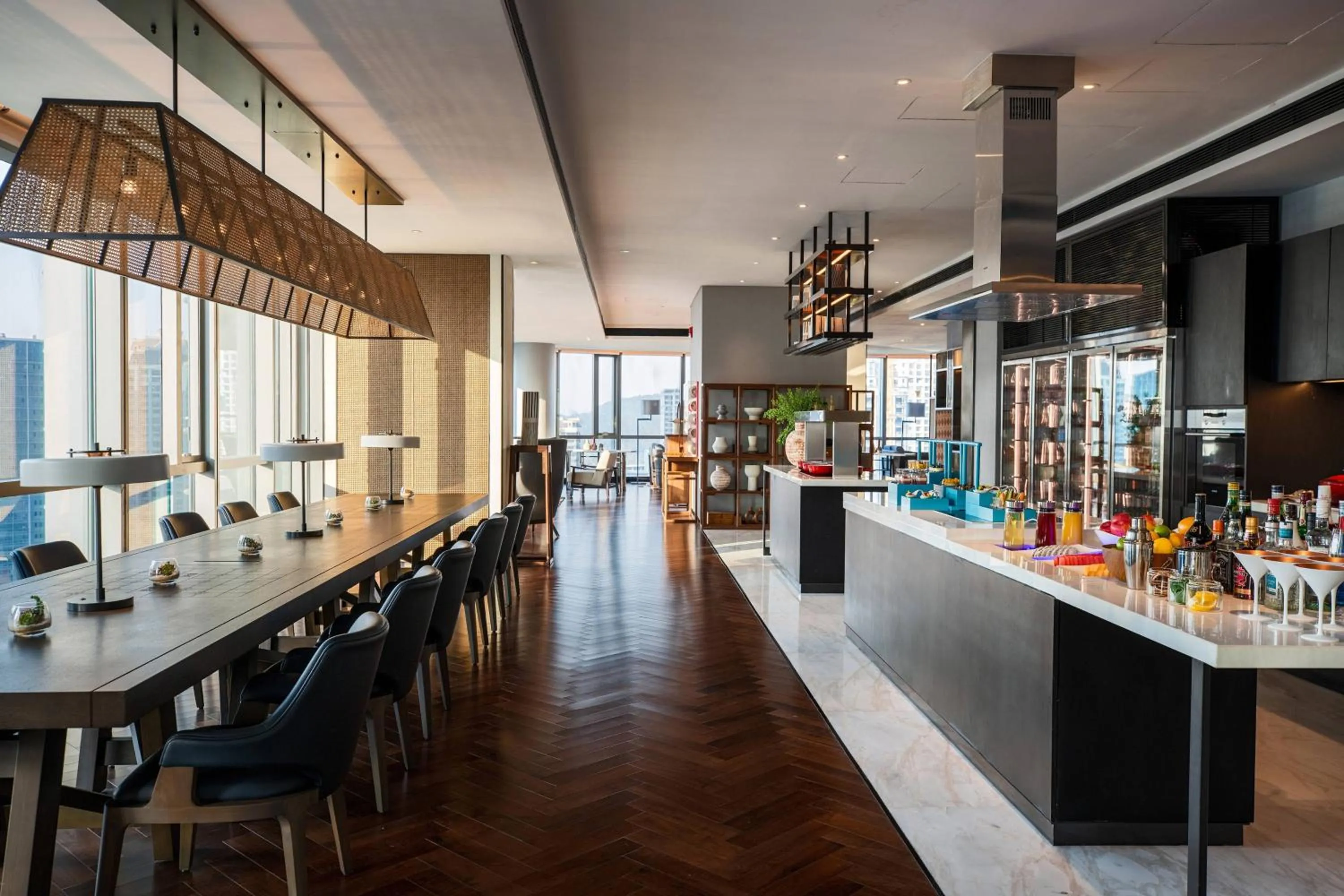 Lounge or bar in Renaissance Nanning Hotel