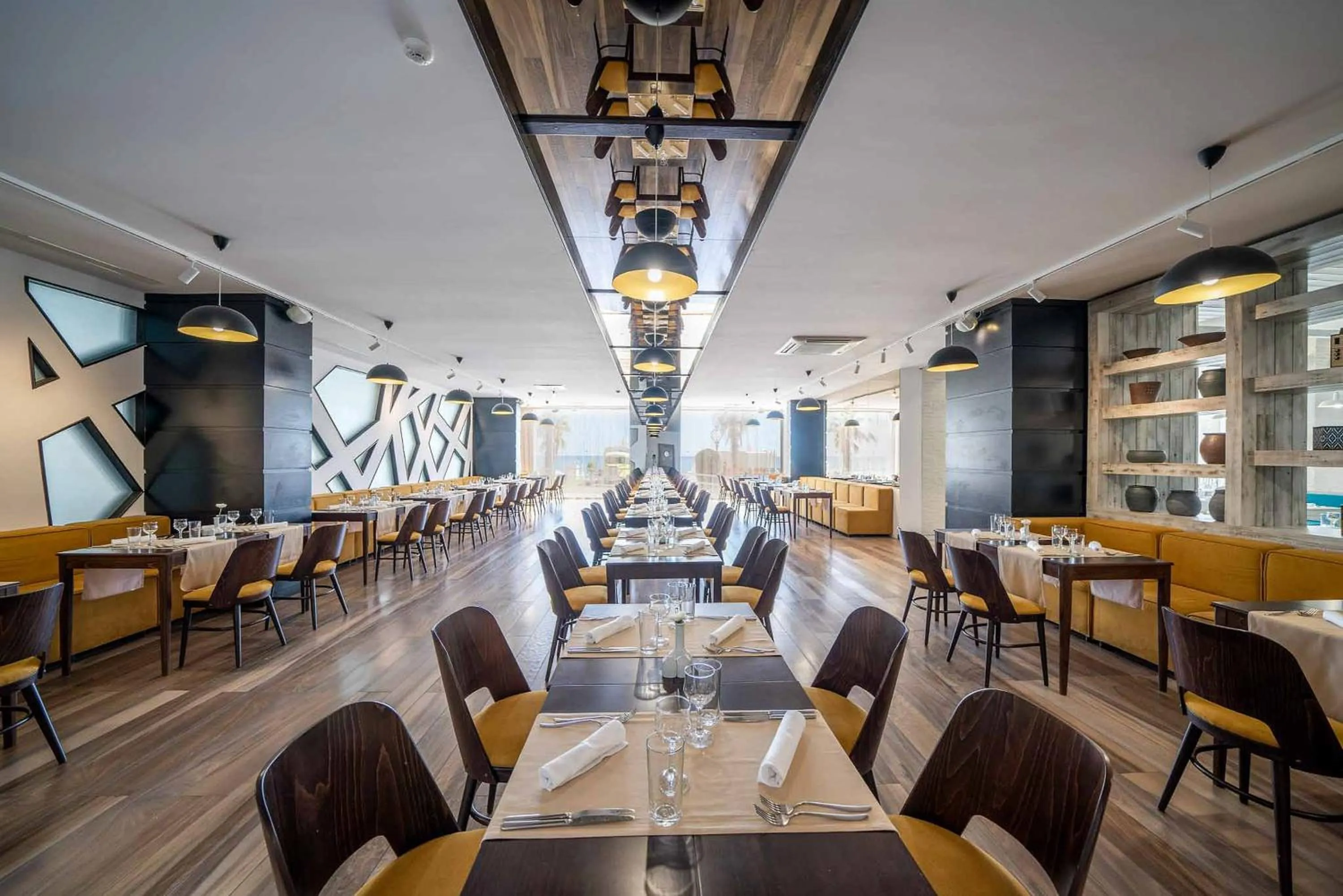 Restaurant/places to eat in Sentido Marea Hotel - 24 hours Ultra All inclusive & Private Beach