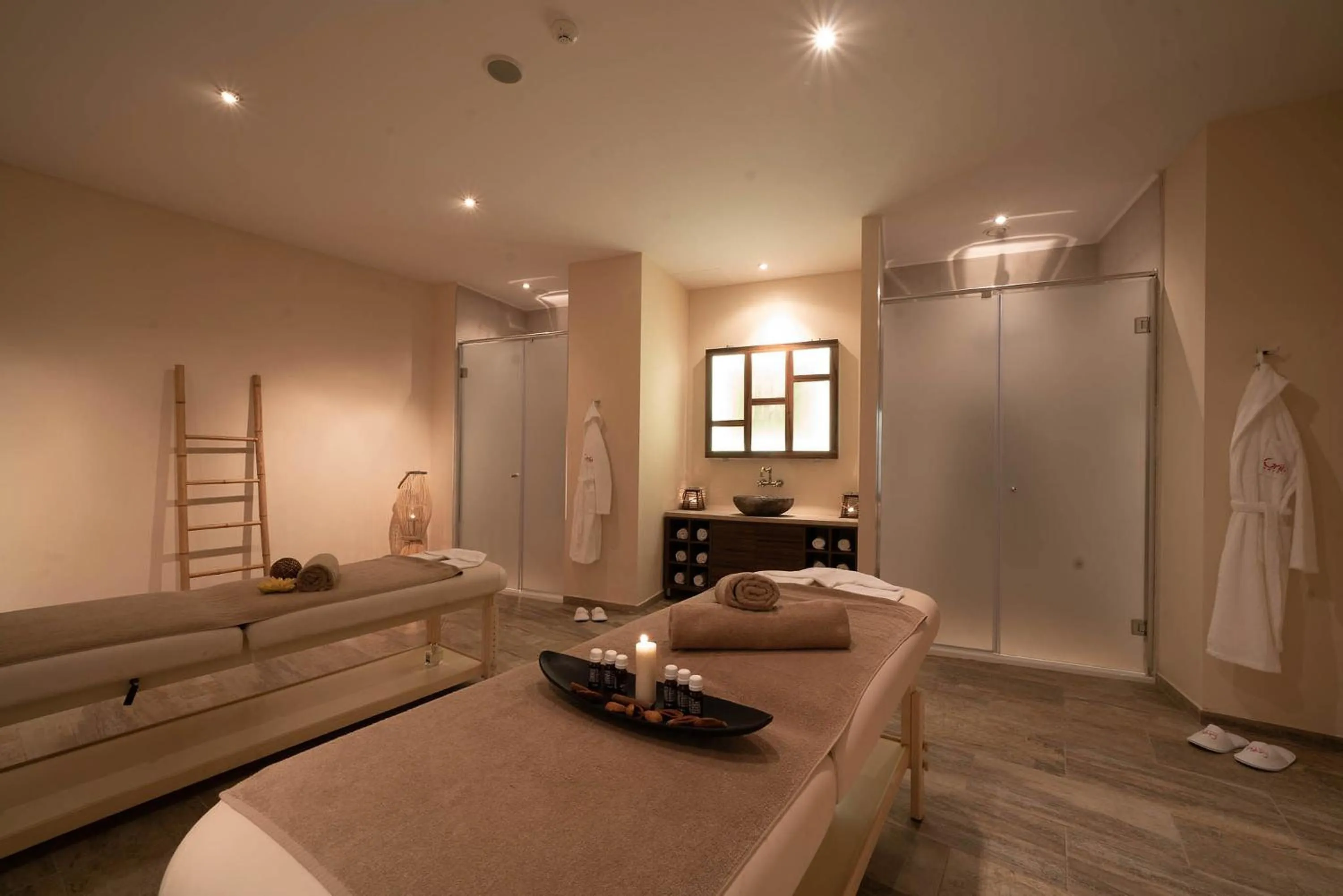 Massage, Bed in Sentido Marea Hotel - 24 hours Ultra All inclusive & Private Beach