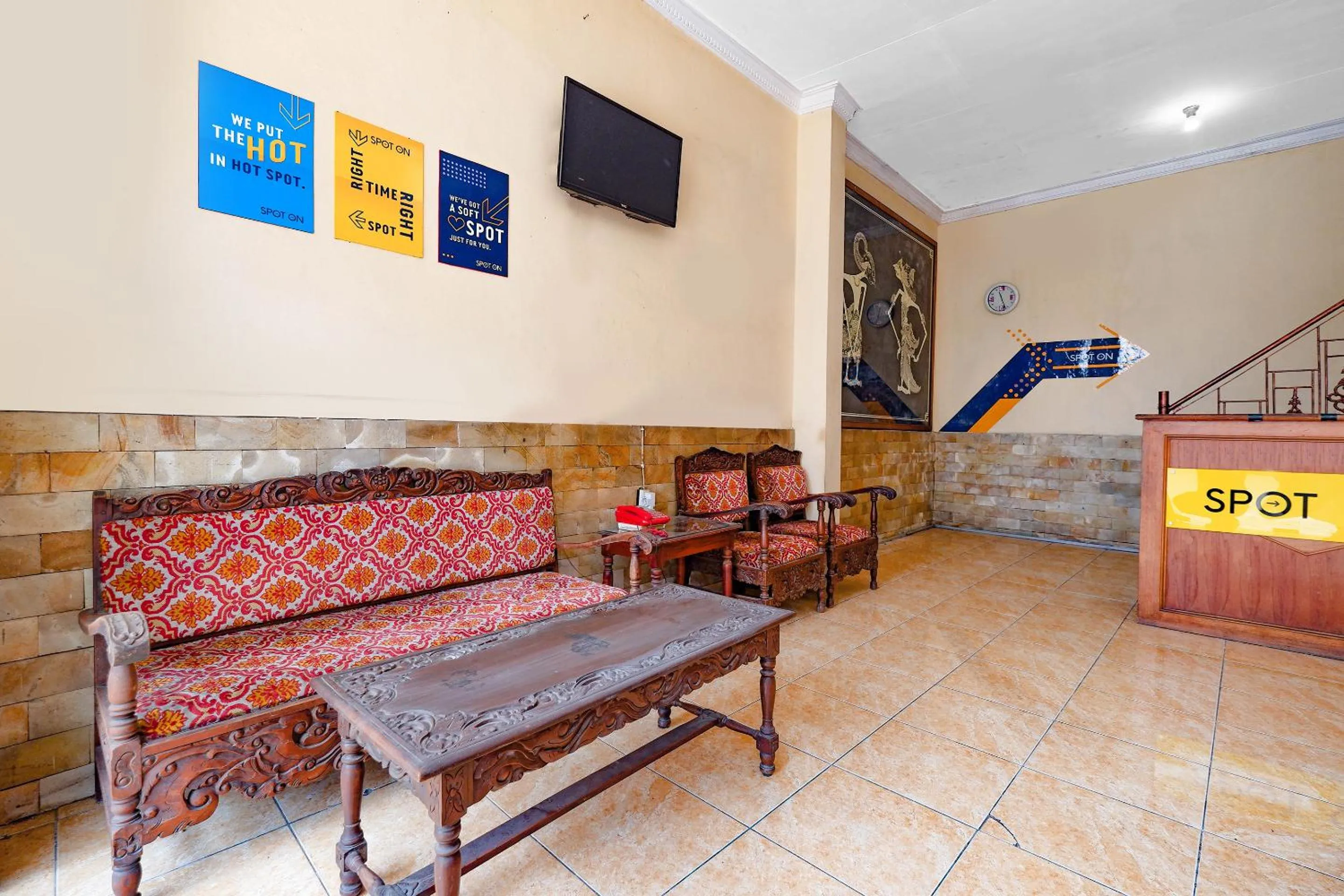 Seating Area in SPOT ON 2011 Hotel Mekar Sari