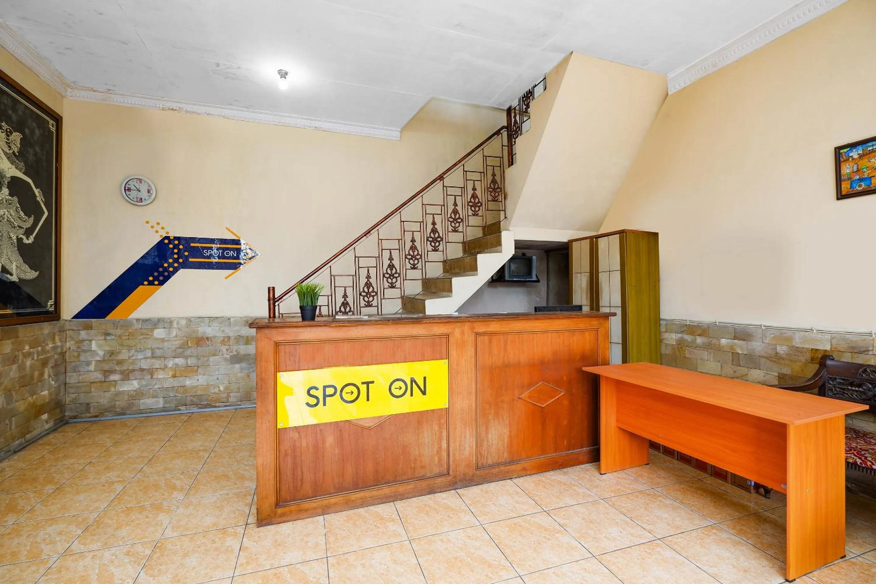 Lobby or reception, Lobby/Reception in SPOT ON 2011 Hotel Mekar Sari