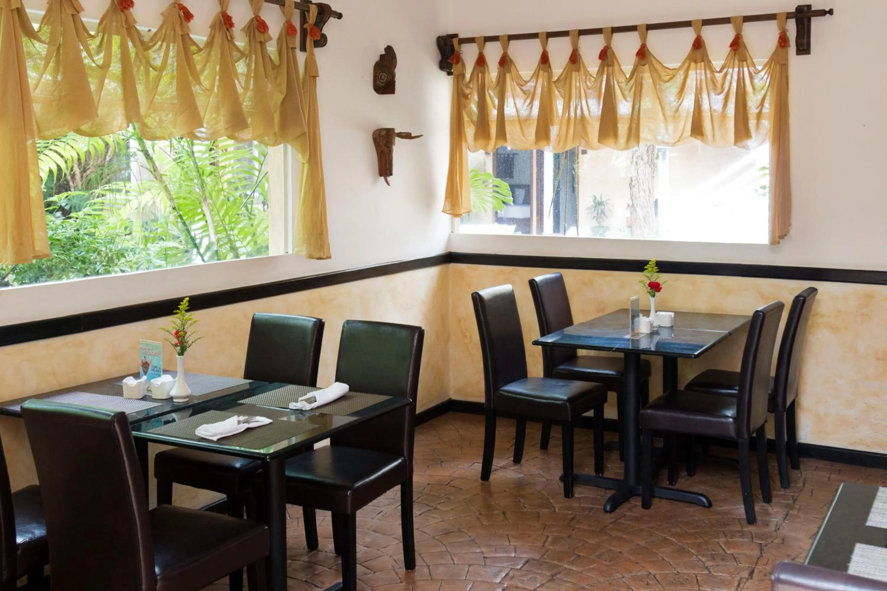 Food and drinks in Hotel Ciudad Vieja