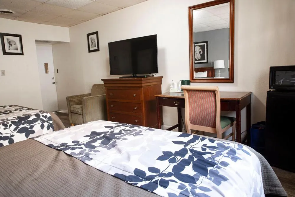 Bed in Bedford Motel