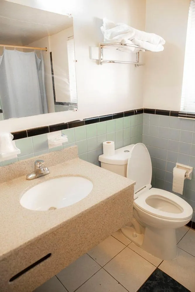 Bathroom in Bedford Motel