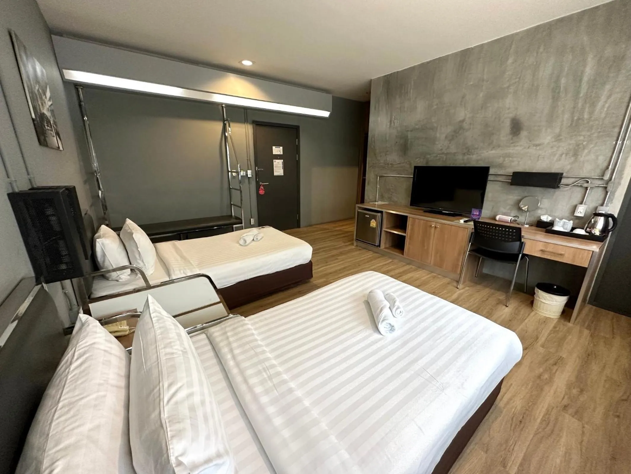 TV and multimedia, Bed in The Terminal Khon Kaen Hotel