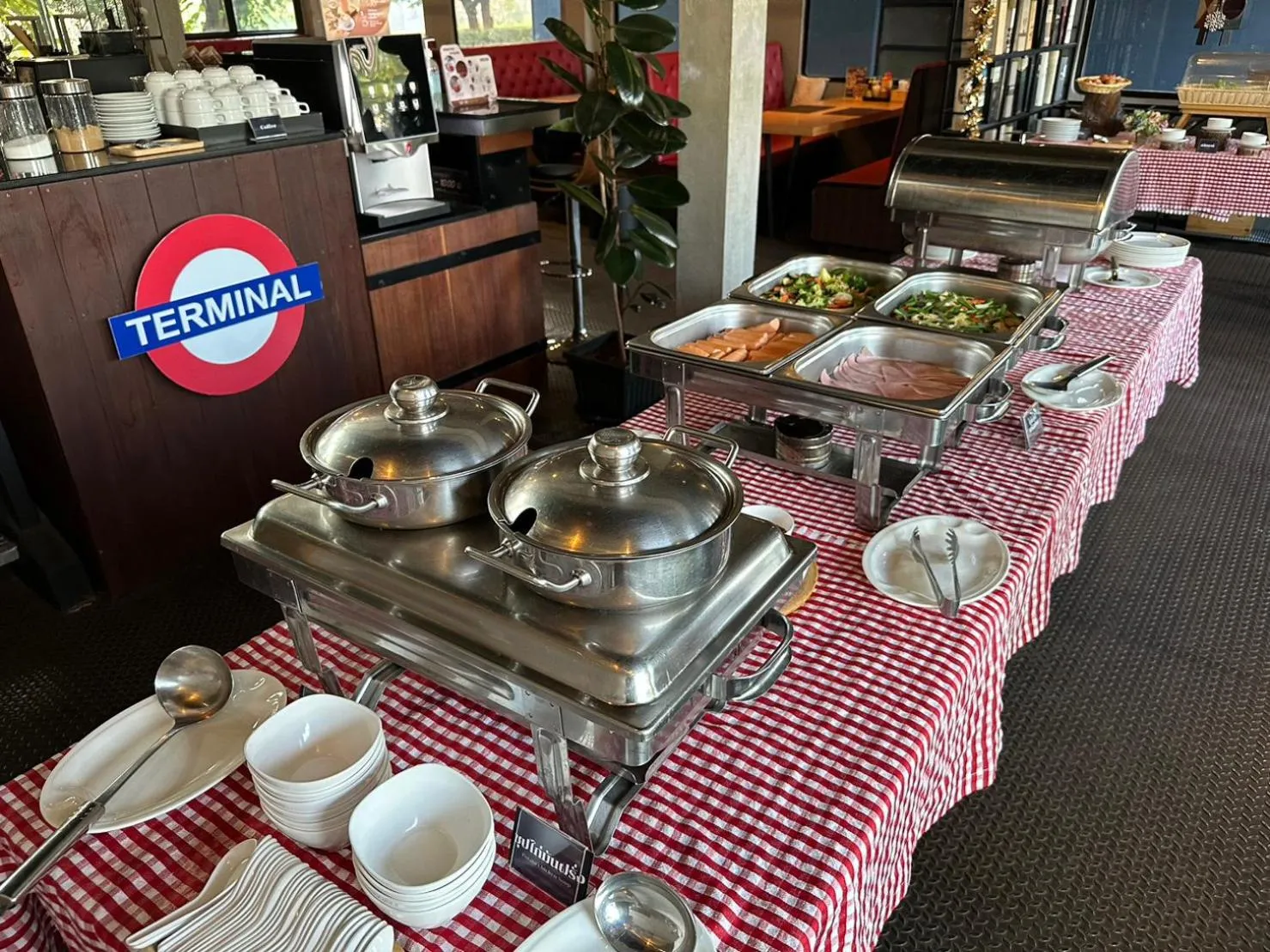 Food and drinks in The Terminal Khon Kaen Hotel